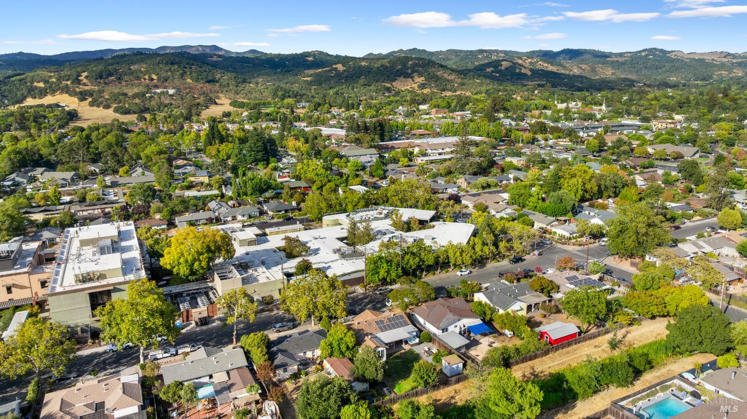 Detail Gallery Image 41 of 43 For 337 Bettencourt St, Sonoma,  CA 95476 - 3 Beds | 2 Baths