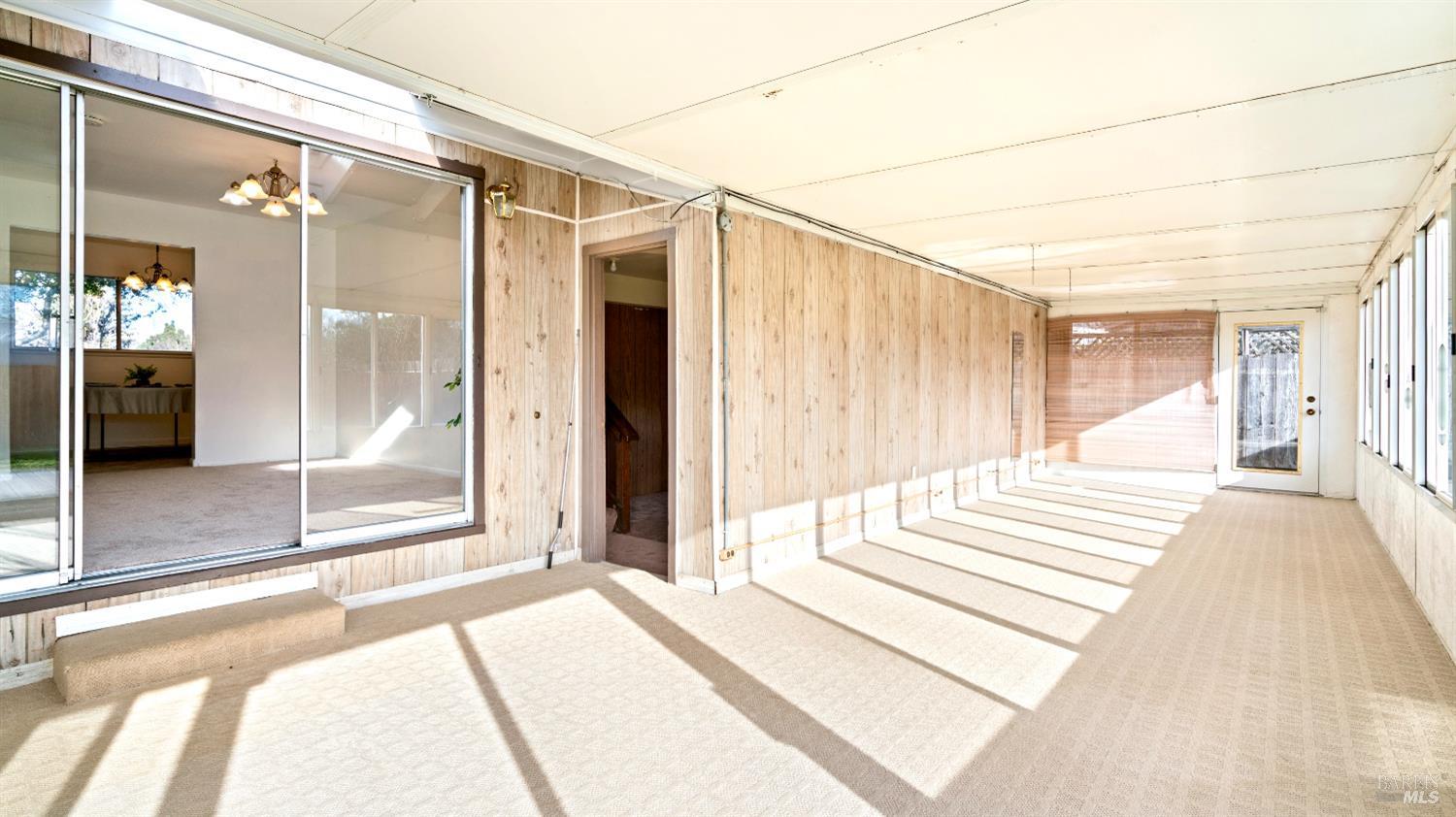 Detail Gallery Image 16 of 34 For 1680 Russell Ave, Santa Rosa,  CA 95403 - 4 Beds | 3 Baths