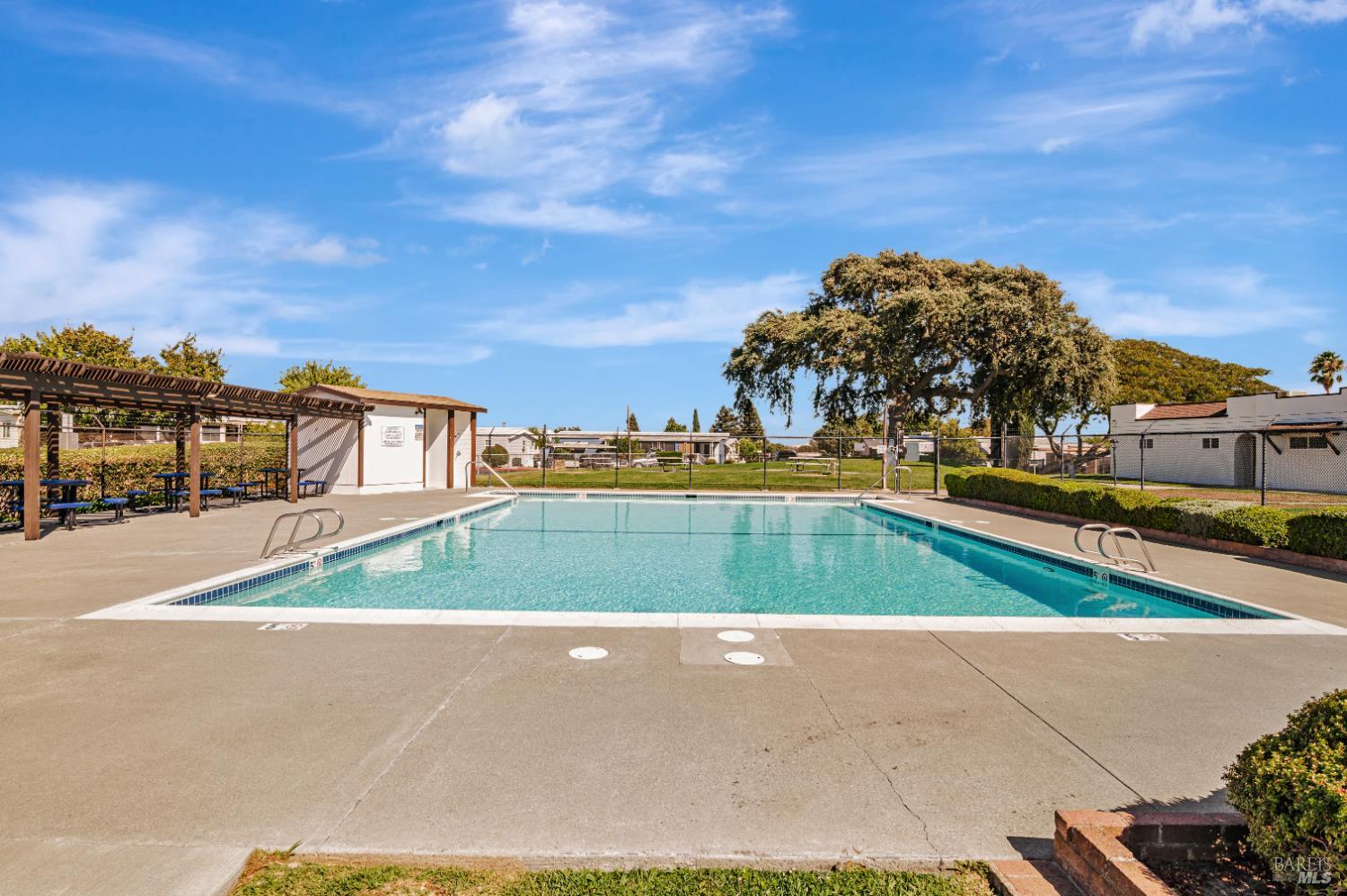 Detail Gallery Image 20 of 22 For 86 Biltmore Ct, Fairfield,  CA 94533 - 3 Beds | 2 Baths