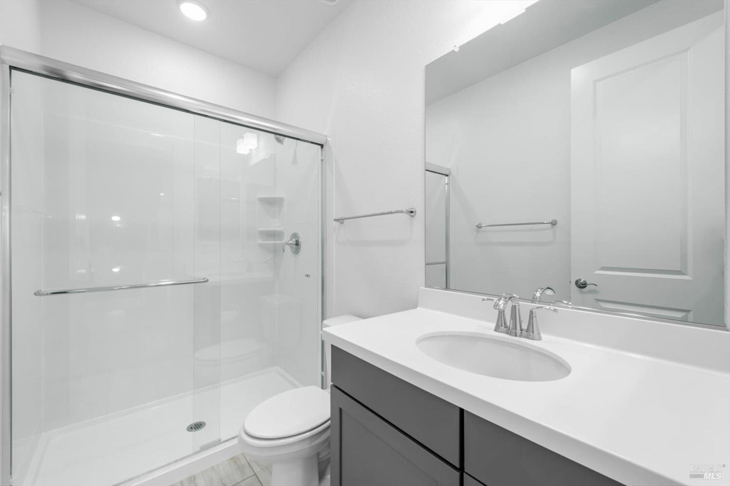 Detail Gallery Image 10 of 24 For 339 Pear Tree Ter #C,  Napa,  CA 94558 - 3 Beds | 3 Baths