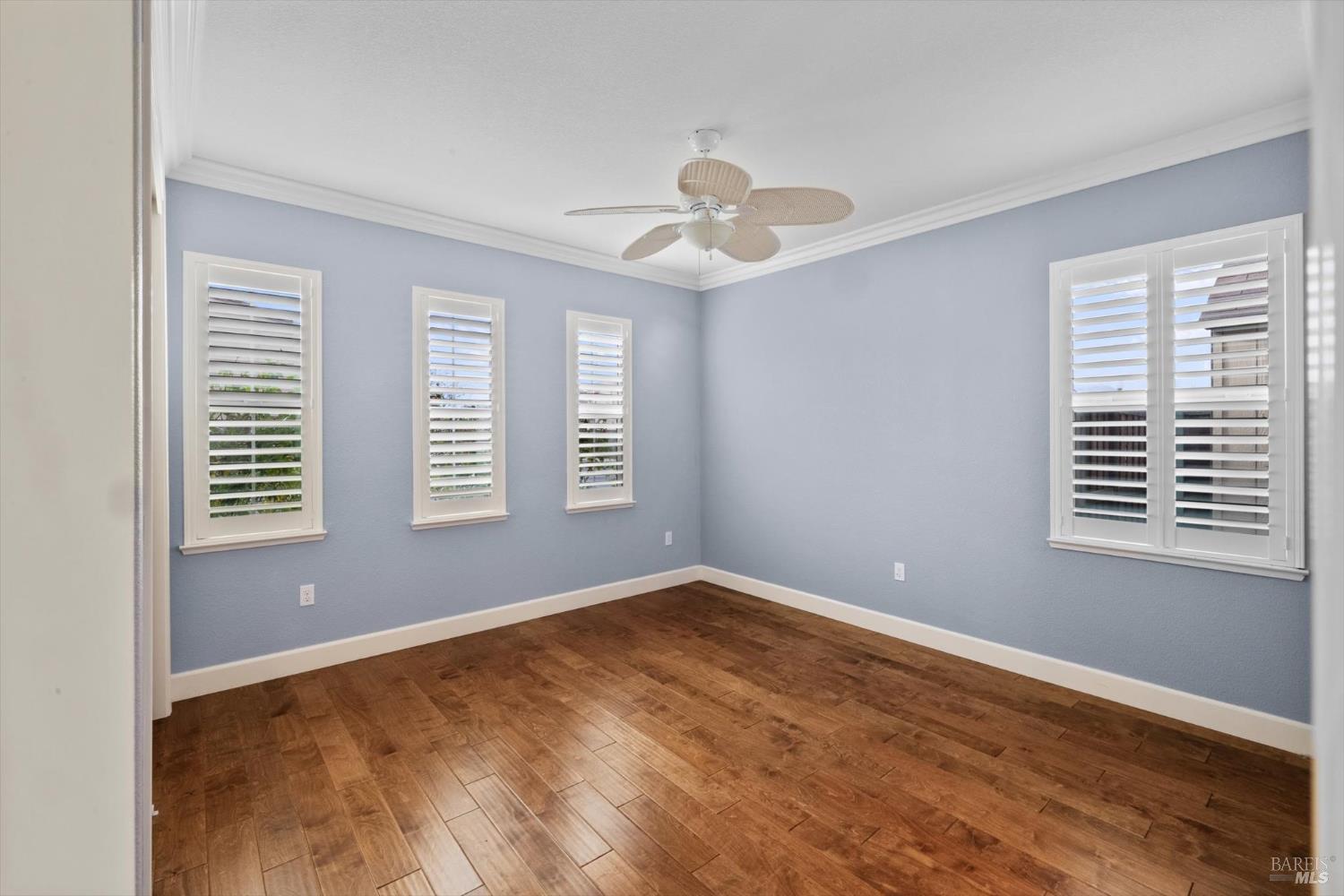 Detail Gallery Image 10 of 74 For 2036 Newcastle Dr, Vacaville,  CA 95687 - 3 Beds | 3 Baths