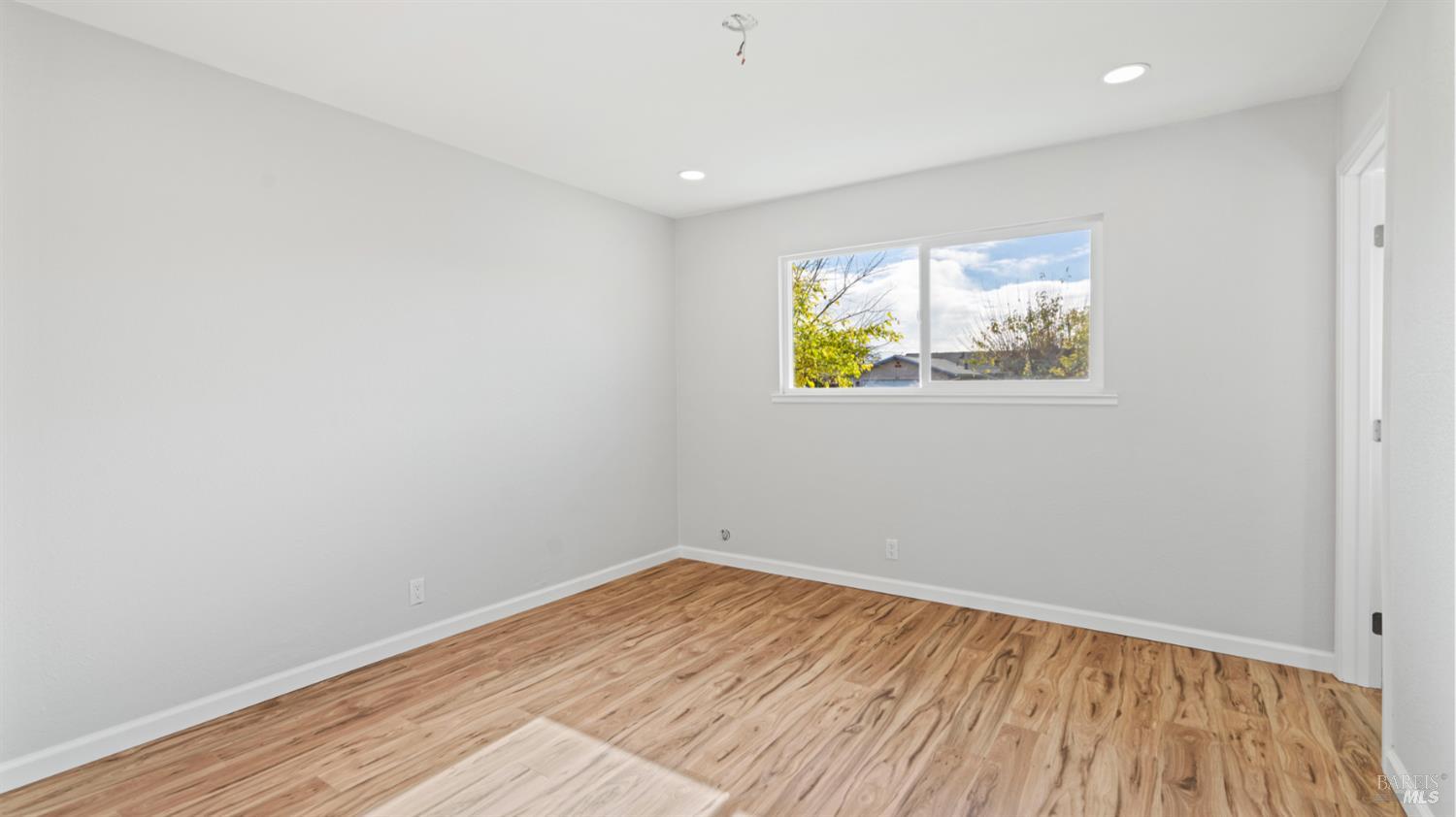 Detail Gallery Image 22 of 30 For 70 Manzanita Dr, Vacaville,  CA 95688 - 4 Beds | 2 Baths