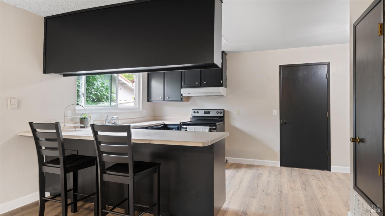 Detail Gallery Image 14 of 26 For 257 Holly Dr, Fairfield,  CA 94533 - 3 Beds | 2 Baths