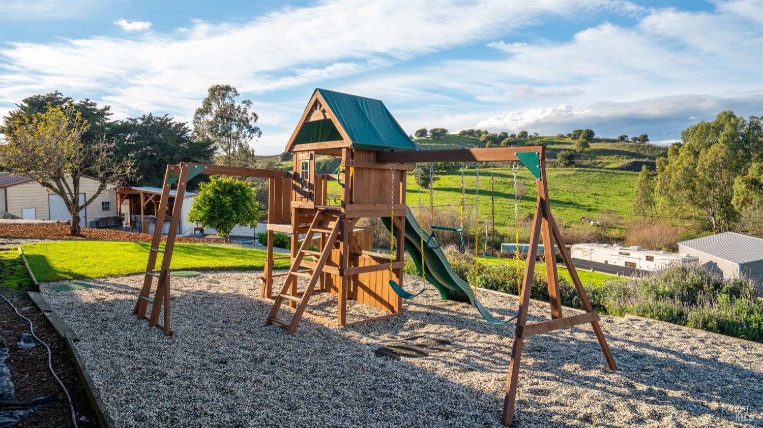 Detail Gallery Image 27 of 57 For 9130 Water Rd, Cotati,  CA 94931 - 3 Beds | 2/1 Baths