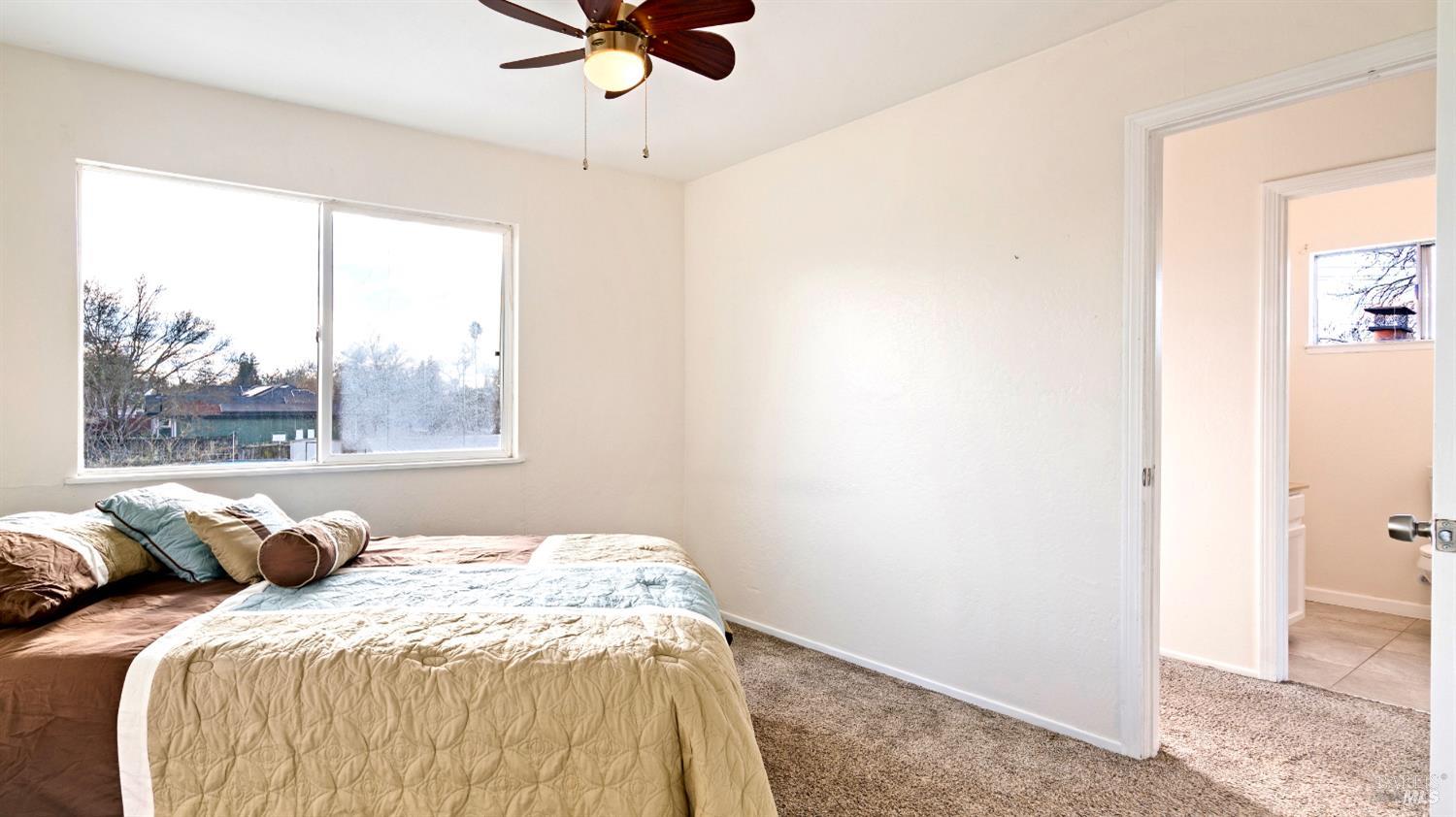 Detail Gallery Image 26 of 34 For 1680 Russell Ave, Santa Rosa,  CA 95403 - 4 Beds | 3 Baths