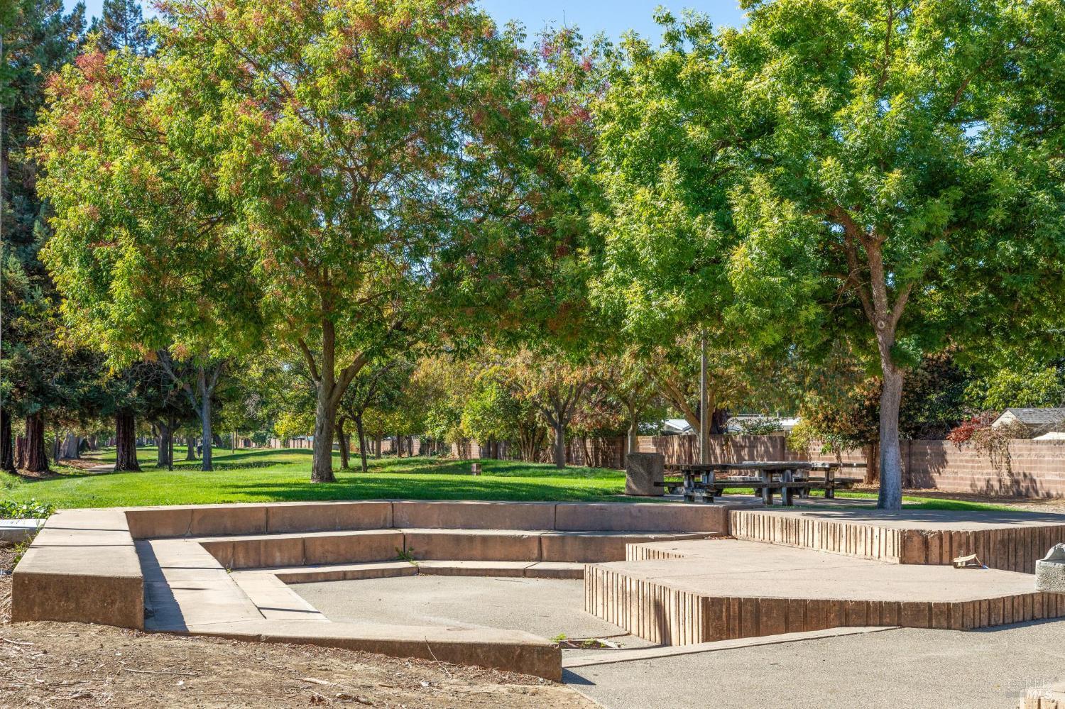 Detail Gallery Image 39 of 40 For 1336 Renewal Ln, Fairfield,  CA 94533 - 4 Beds | 3 Baths