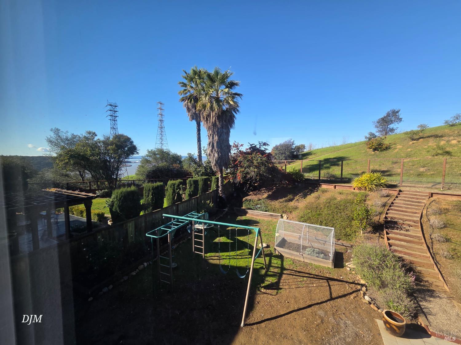 Detail Gallery Image 19 of 21 For 213 Waterview Ter, Vallejo,  CA 94591 - 3 Beds | 2/1 Baths