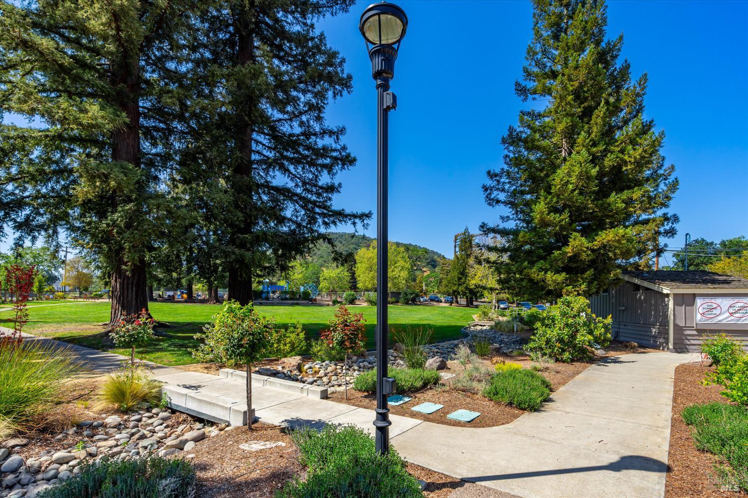 Detail Gallery Image 65 of 81 For 1251 Garden Ave, Saint Helena,  CA 94574 - 3 Beds | 2 Baths