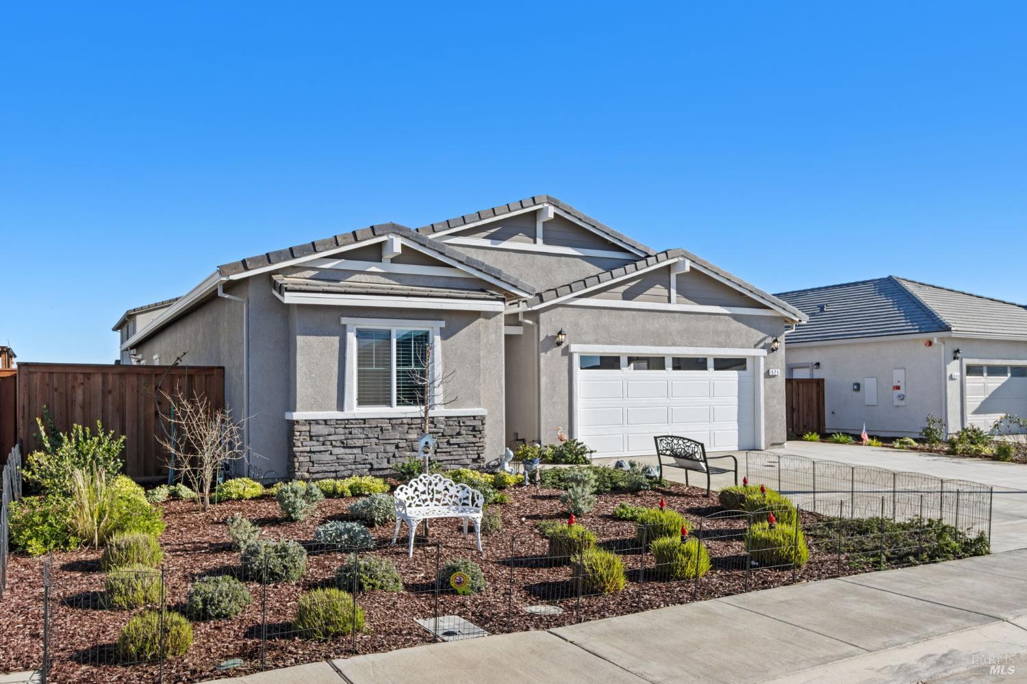Detail Gallery Image 2 of 52 For 525 Fruit Tree Rd, Dixon,  CA 95620 - 3 Beds | 2 Baths