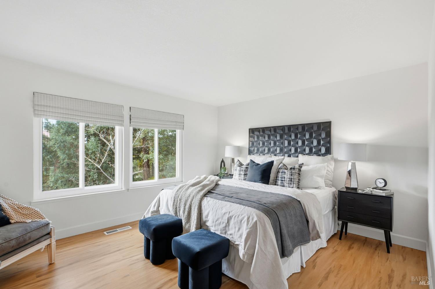 Detail Gallery Image 18 of 68 For 1814 Saint Francis Rd, Santa Rosa,  CA 95409 - 3 Beds | 2 Baths