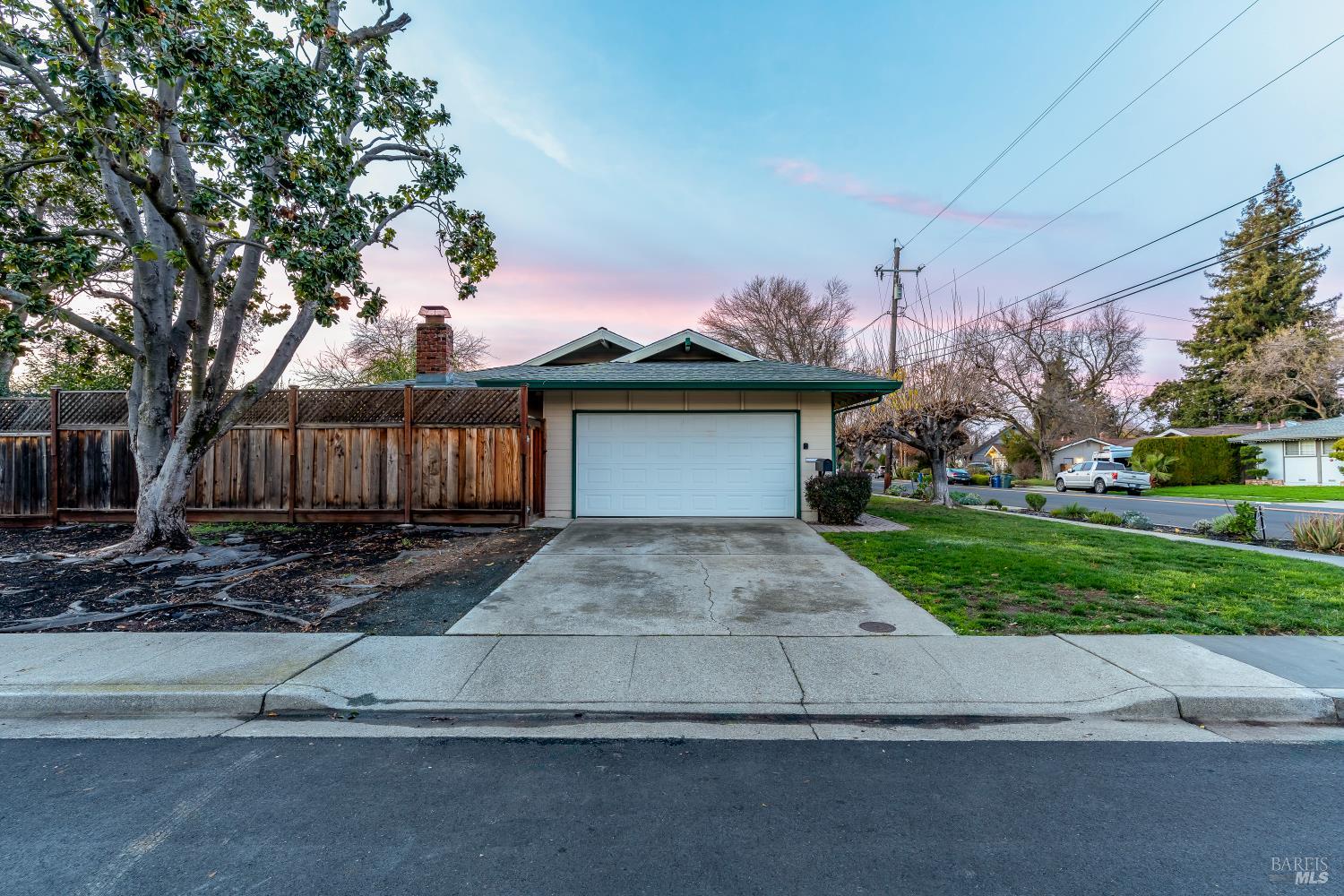 Detail Gallery Image 52 of 66 For 935 Mohr Ln, Concord,  CA 94518 - 3 Beds | 2 Baths