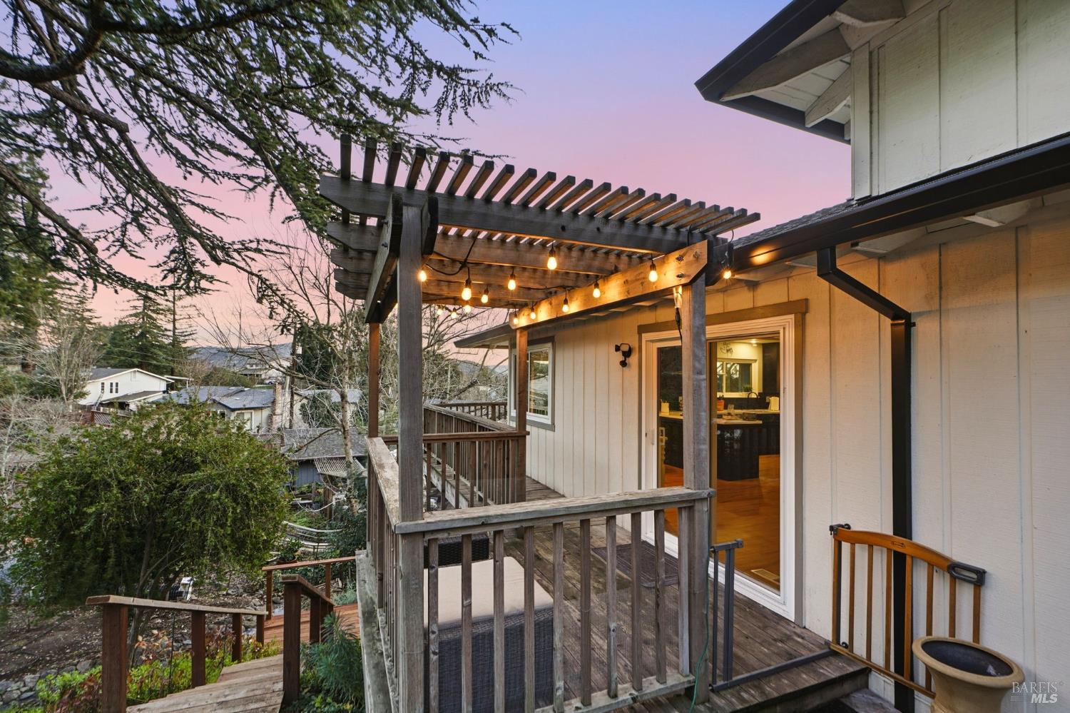 Detail Gallery Image 32 of 68 For 1814 Saint Francis Rd, Santa Rosa,  CA 95409 - 3 Beds | 2 Baths