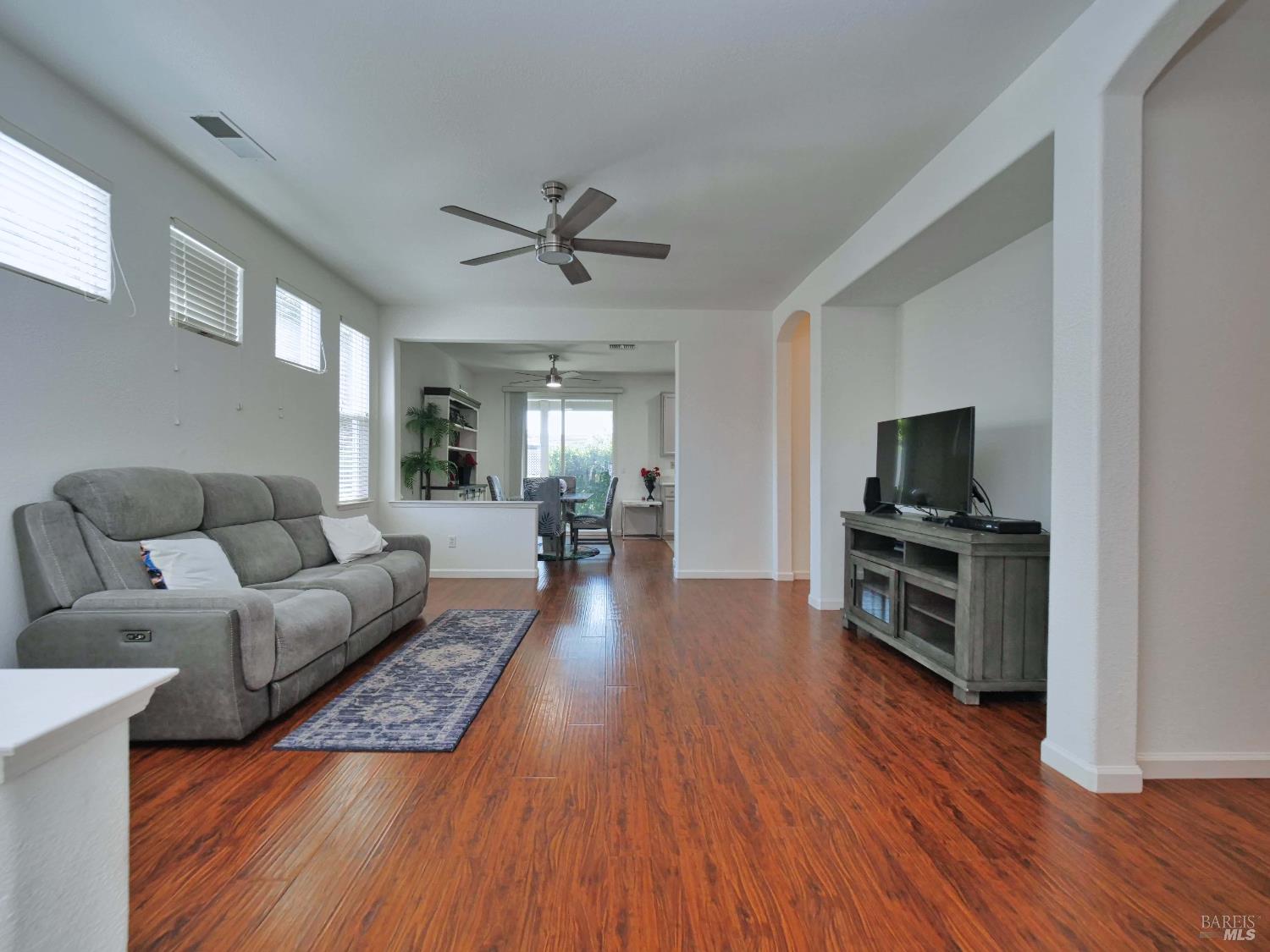 Detail Gallery Image 6 of 40 For 659 Pinehurst Dr Ca,  Rio Vista,  CA 94571 - 2 Beds | 2 Baths