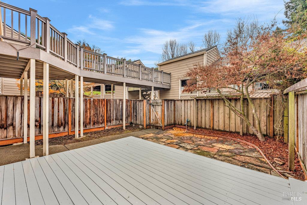 Detail Gallery Image 43 of 58 For 135 Koch Rd, Corte Madera,  CA 94925 - 2 Beds | 2 Baths