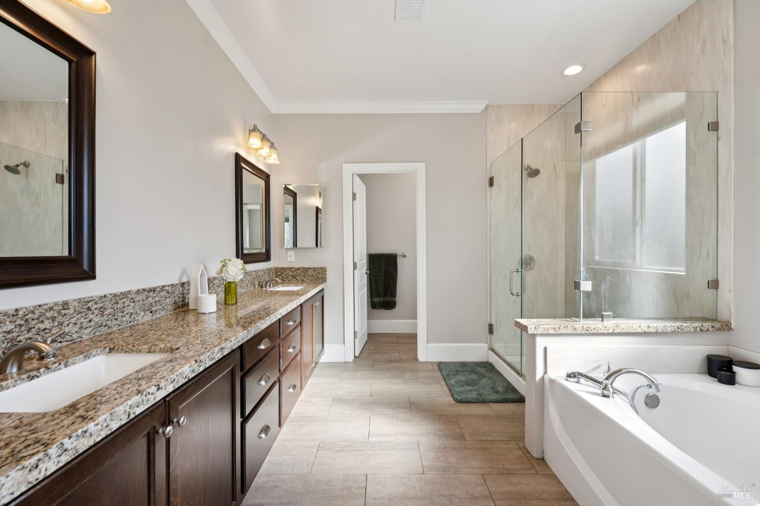 Detail Gallery Image 34 of 71 For 1840 Riebli Rd, Santa Rosa,  CA 95404 - 6 Beds | 5/2 Baths