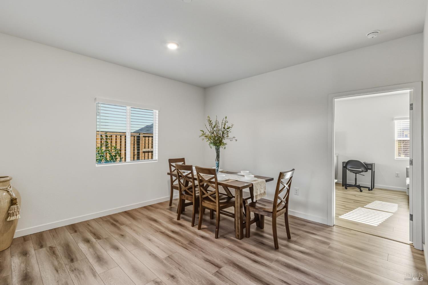 Detail Gallery Image 20 of 52 For 525 Fruit Tree Rd, Dixon,  CA 95620 - 3 Beds | 2 Baths