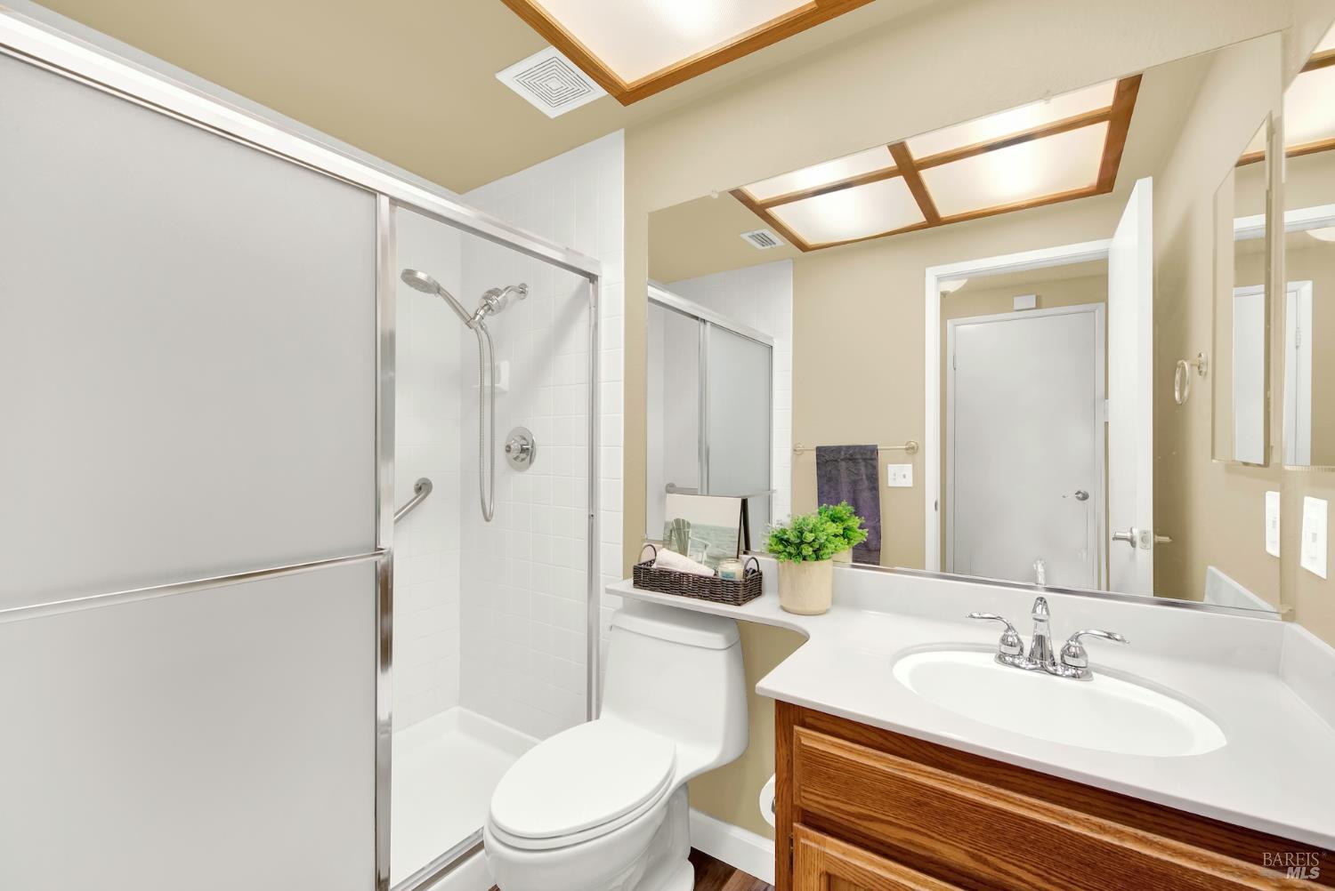 Detail Gallery Image 36 of 83 For 401 Northampton Dr, American Canyon,  CA 94503 - 4 Beds | 3 Baths