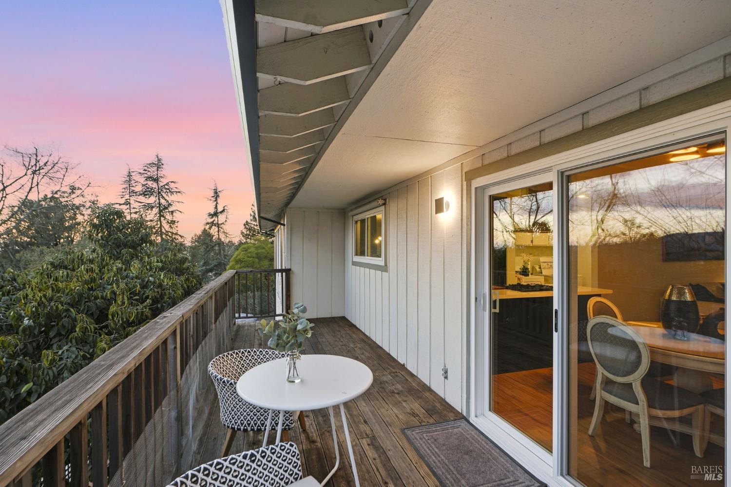 Detail Gallery Image 33 of 68 For 1814 Saint Francis Rd, Santa Rosa,  CA 95409 - 3 Beds | 2 Baths