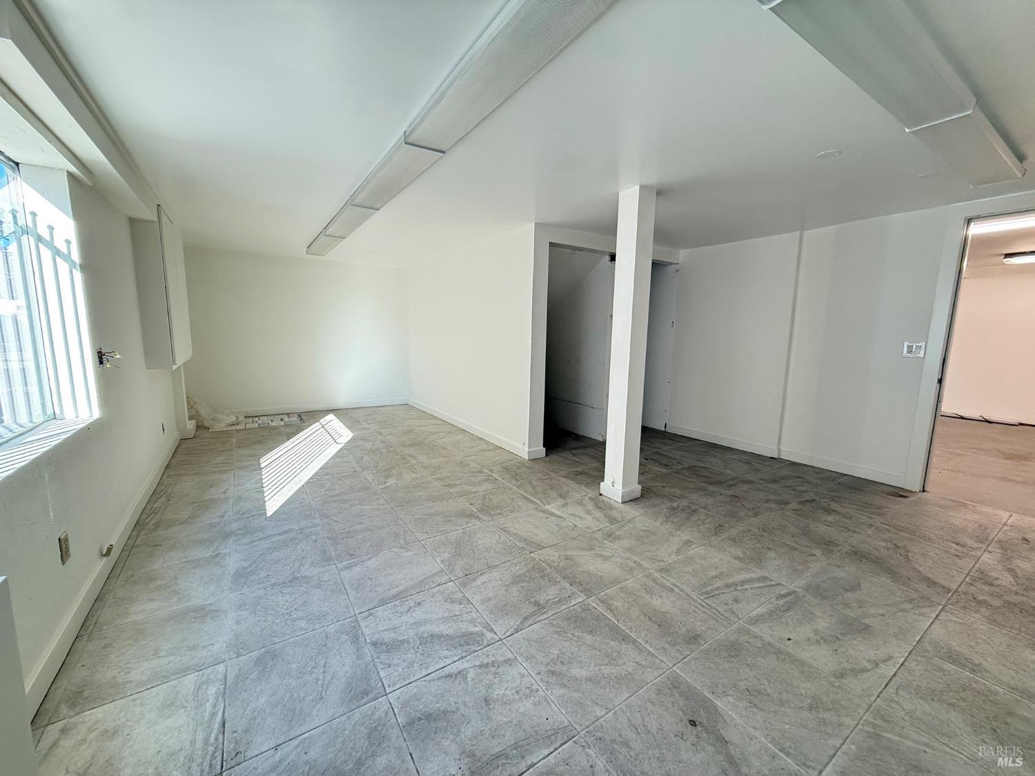 Detail Gallery Image 9 of 24 For 350 E Todd Rd, Santa Rosa,  CA 95407 - – Beds | – Baths