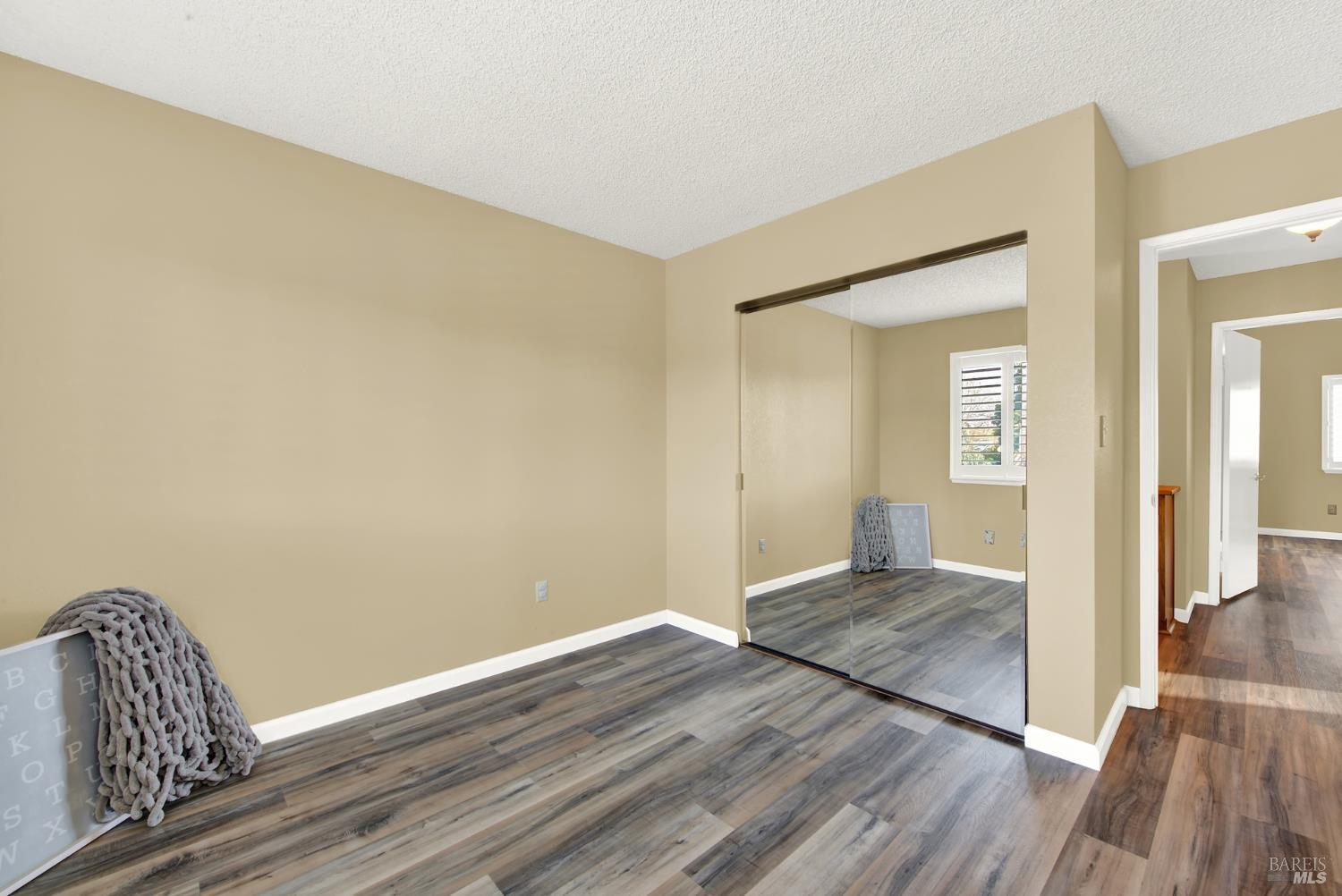 Detail Gallery Image 43 of 83 For 401 Northampton Dr, American Canyon,  CA 94503 - 4 Beds | 3 Baths