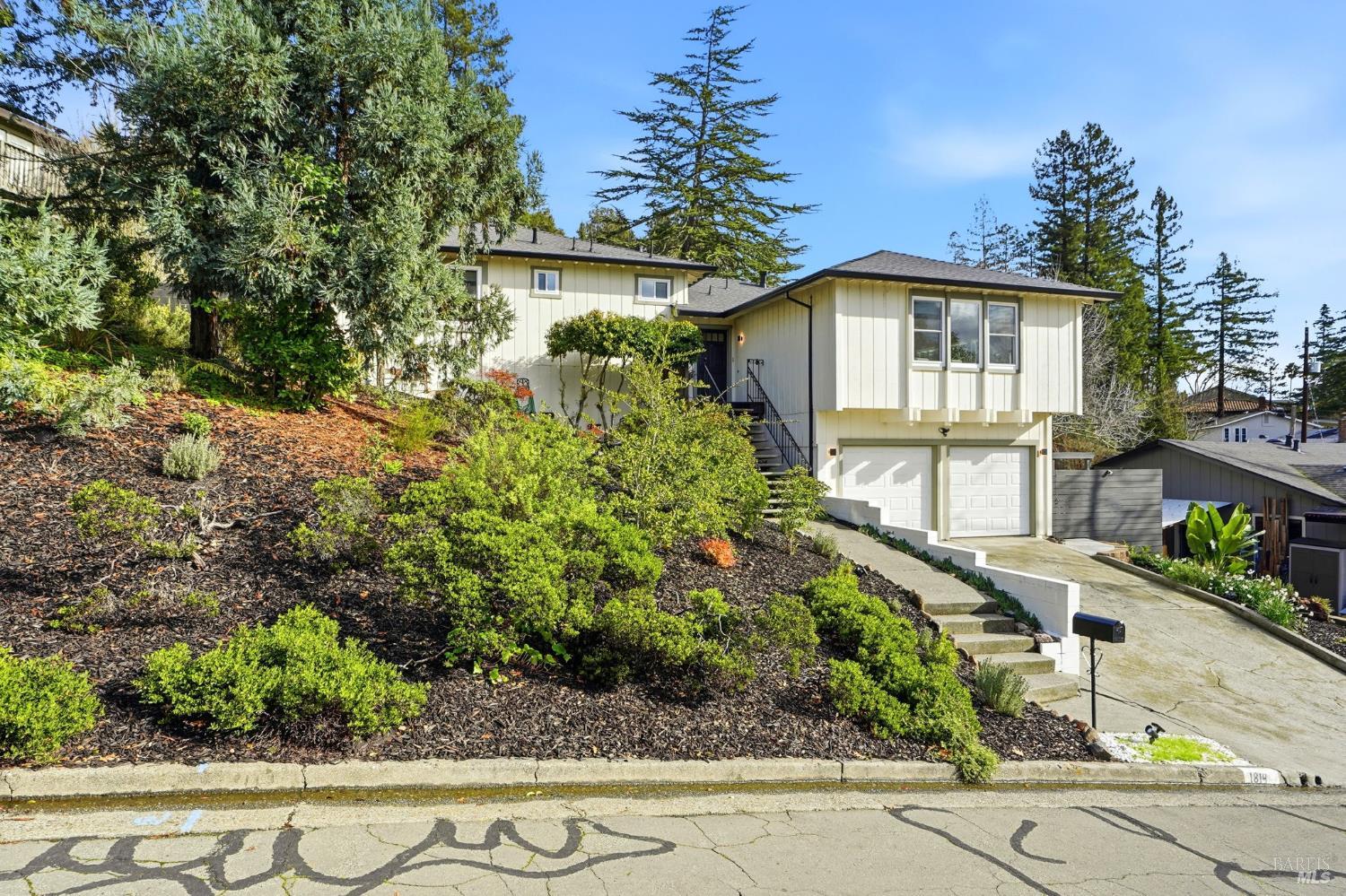 Detail Gallery Image 67 of 68 For 1814 Saint Francis Rd, Santa Rosa,  CA 95409 - 3 Beds | 2 Baths