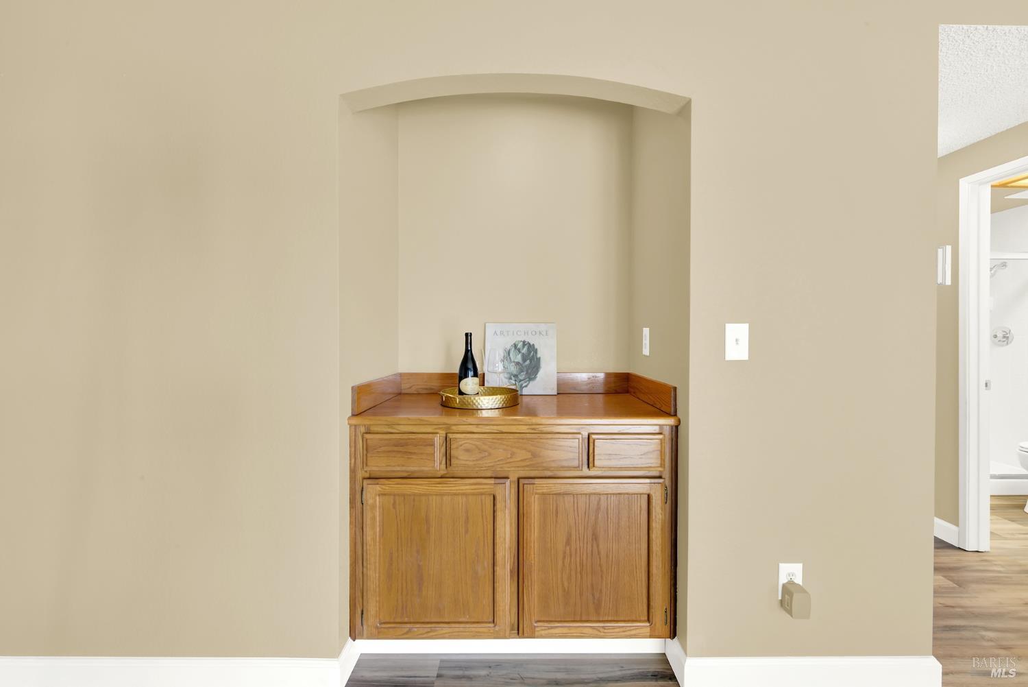 Detail Gallery Image 35 of 83 For 401 Northampton Dr, American Canyon,  CA 94503 - 4 Beds | 3 Baths