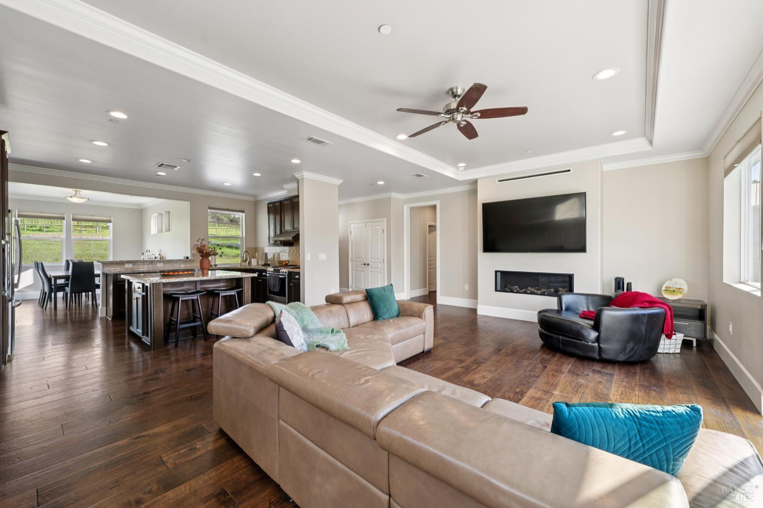 Detail Gallery Image 25 of 71 For 1840 Riebli Rd, Santa Rosa,  CA 95404 - 6 Beds | 5/2 Baths