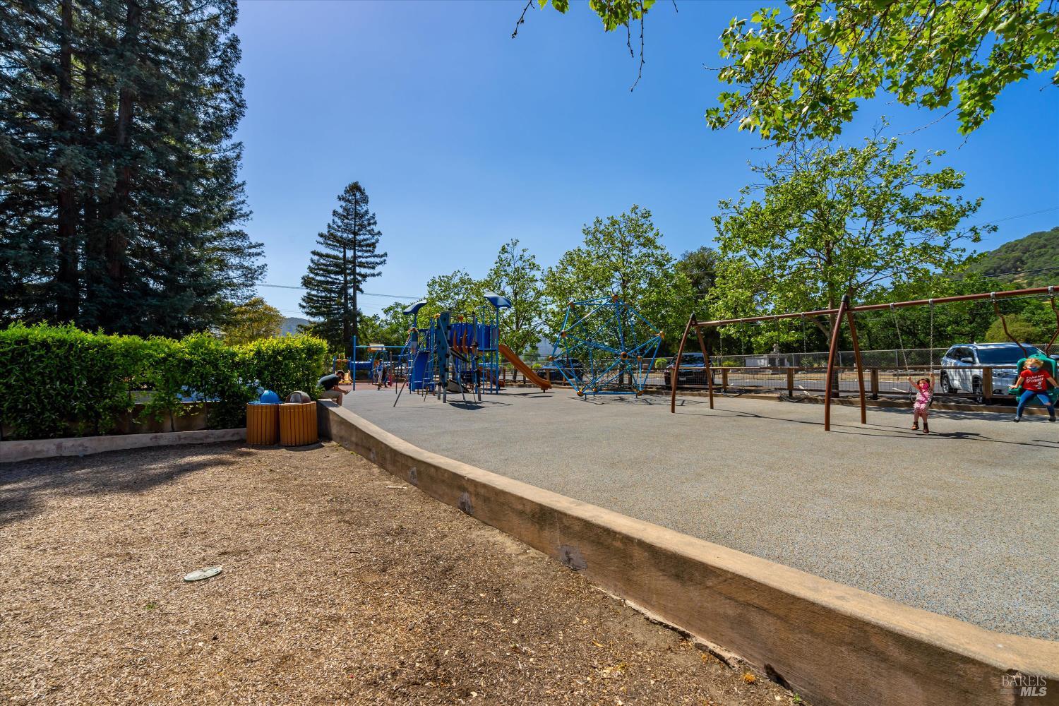 Detail Gallery Image 66 of 81 For 1251 Garden Ave, Saint Helena,  CA 94574 - 3 Beds | 2 Baths