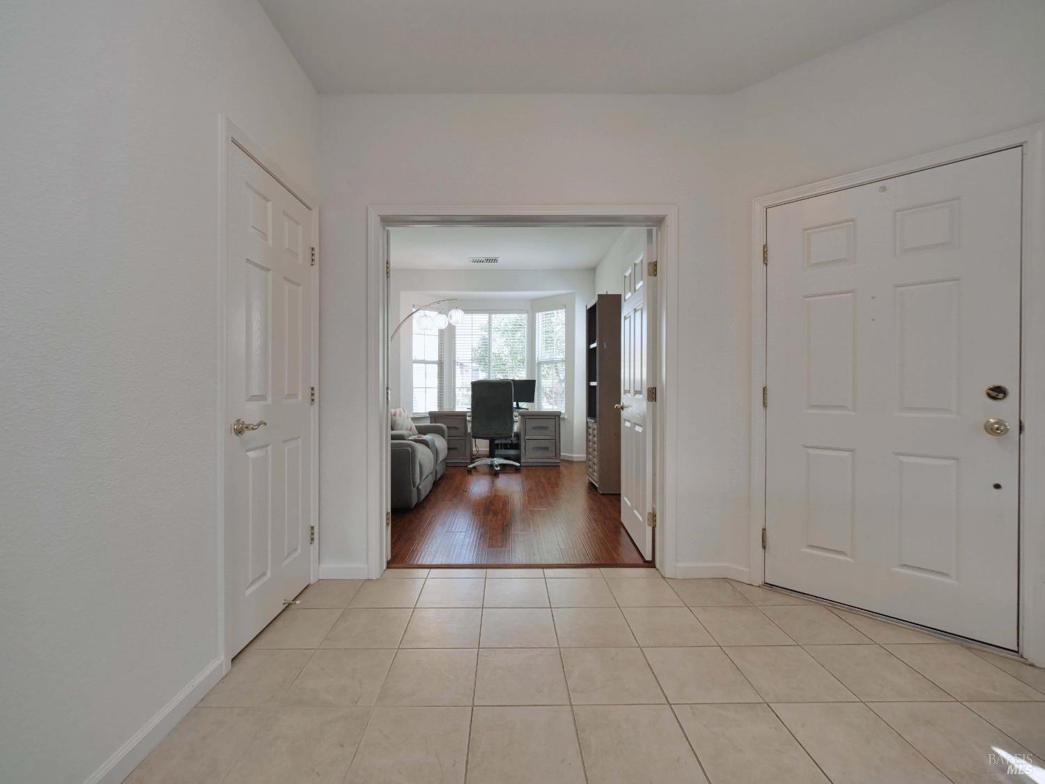 Detail Gallery Image 3 of 40 For 659 Pinehurst Dr Ca,  Rio Vista,  CA 94571 - 2 Beds | 2 Baths