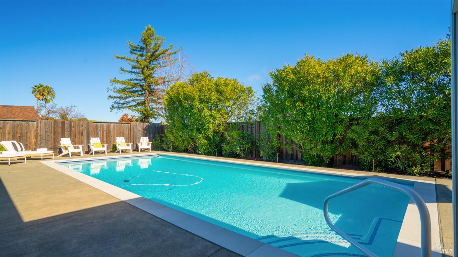 Detail Gallery Image 37 of 47 For 739 Tamarack Dr, San Rafael,  CA 94903 - 3 Beds | 2 Baths