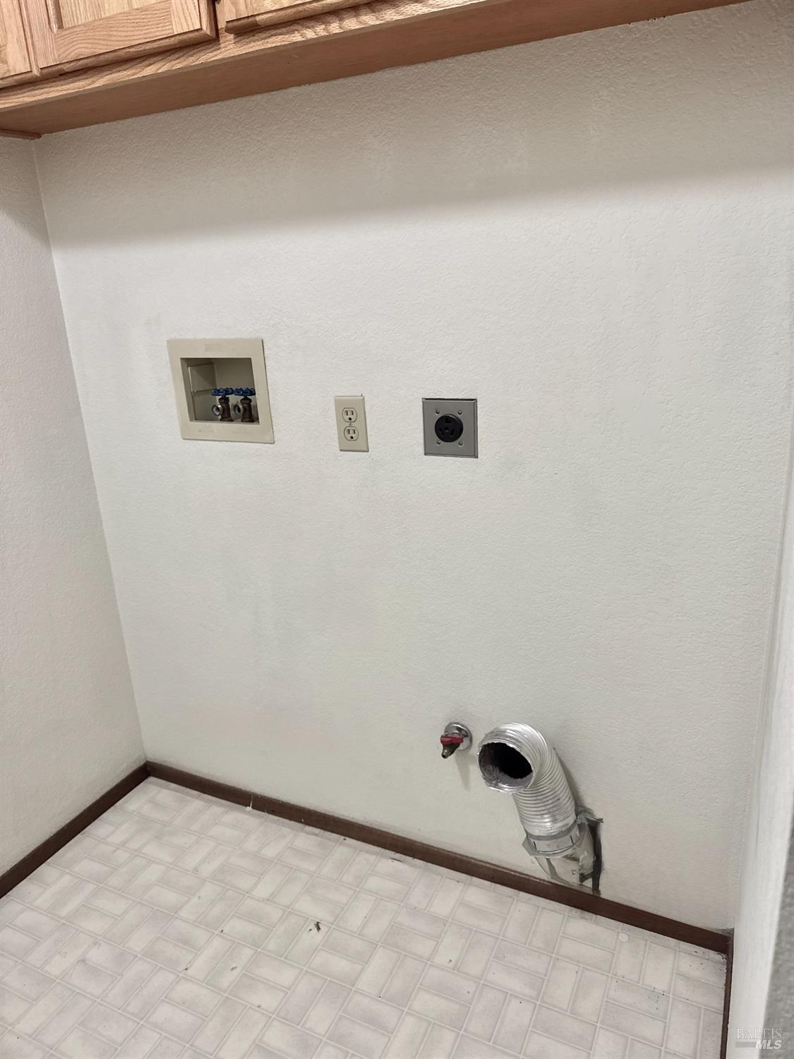 Detail Gallery Image 23 of 30 For 10845 Rio Ruso Dr, Windsor,  CA 95492 - 3 Beds | 2 Baths