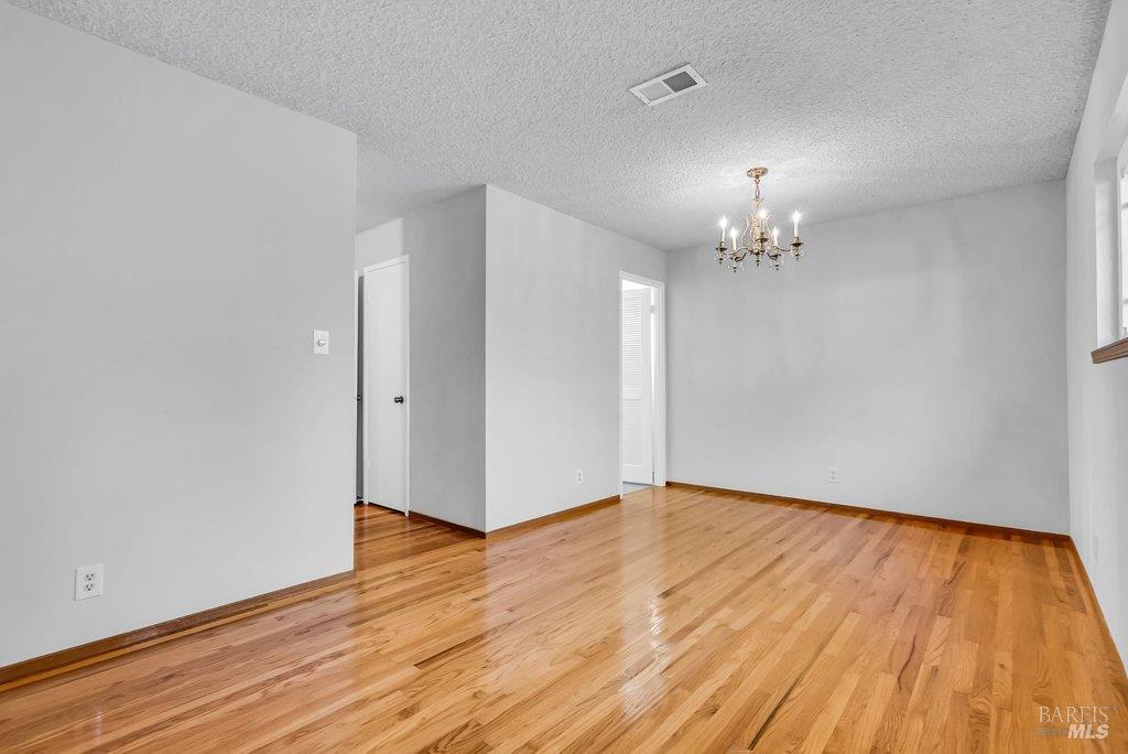 Detail Gallery Image 34 of 54 For 737 Linwood St, Vacaville,  CA 95688 - 3 Beds | 2 Baths