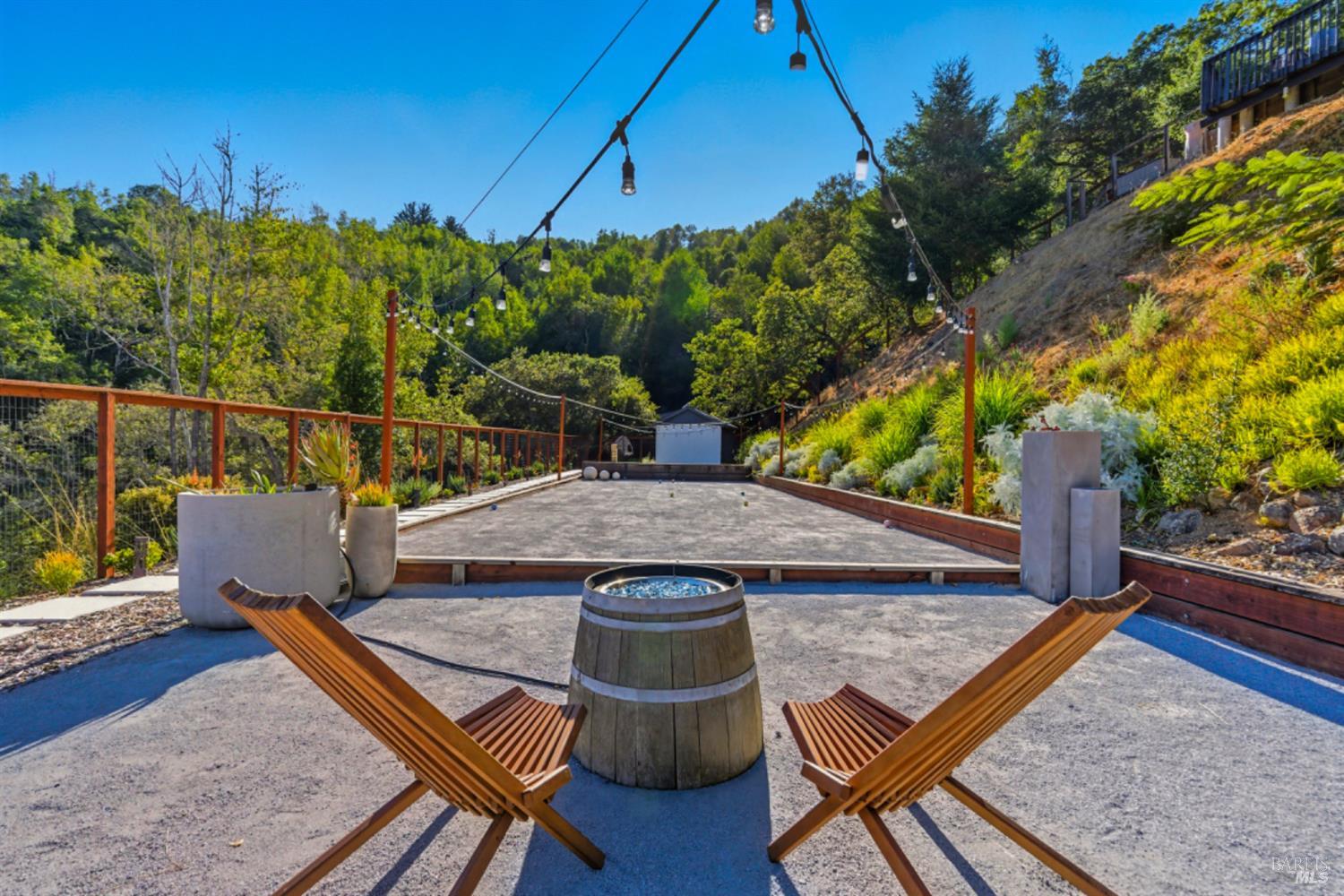 Detail Gallery Image 63 of 78 For 80 Pinto Ln, Novato,  CA 94947 - 4 Beds | 2/1 Baths