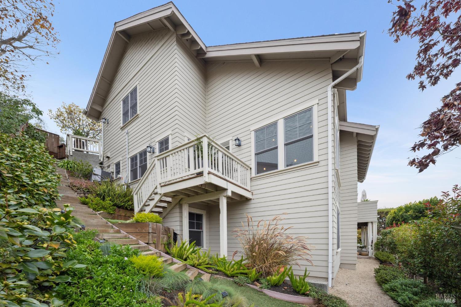 Detail Gallery Image 47 of 53 For 39 Baywood Ter, San Rafael,  CA 94901 - 4 Beds | 2/1 Baths