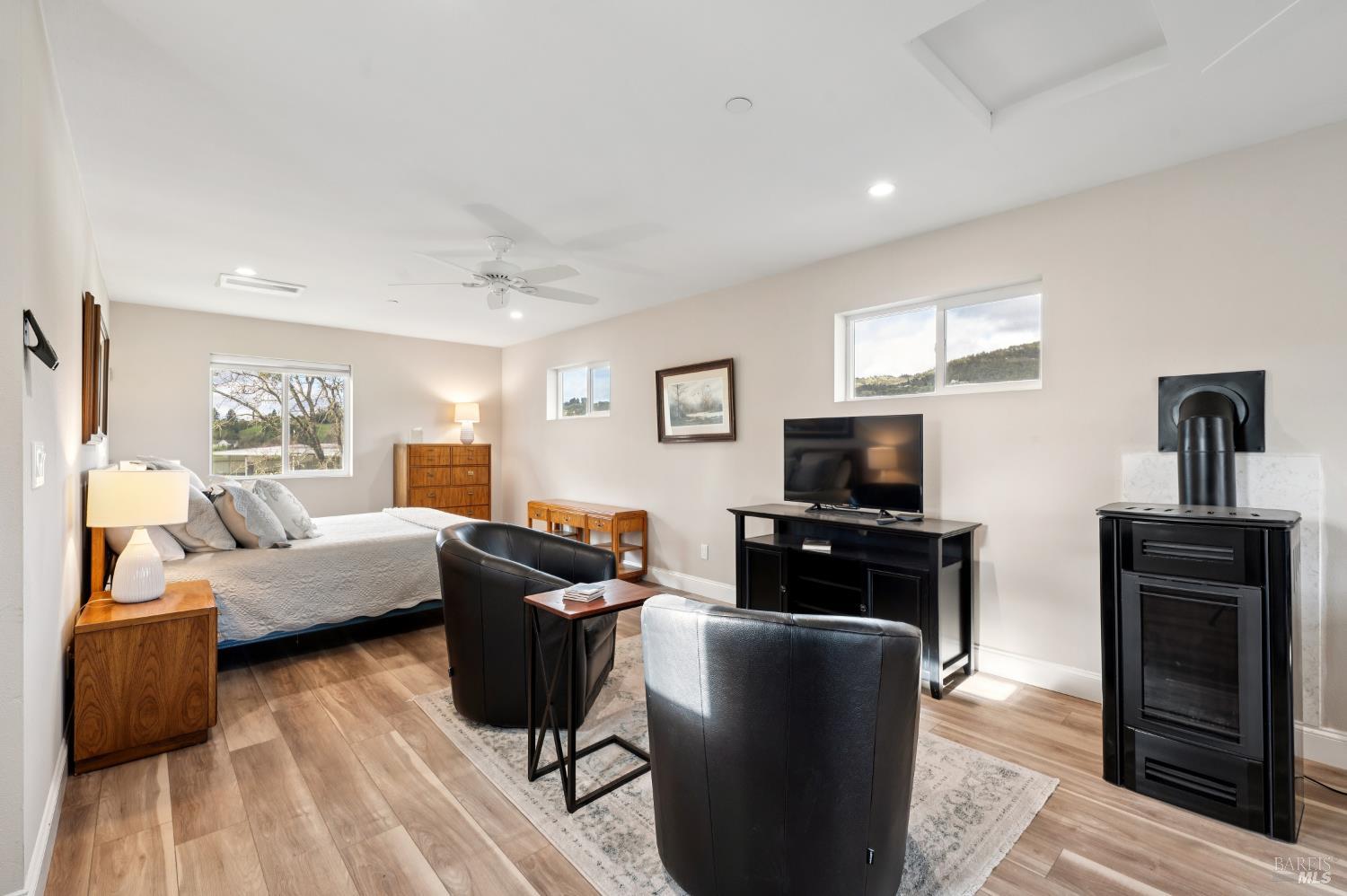 Detail Gallery Image 55 of 71 For 1840 Riebli Rd, Santa Rosa,  CA 95404 - 6 Beds | 5/2 Baths