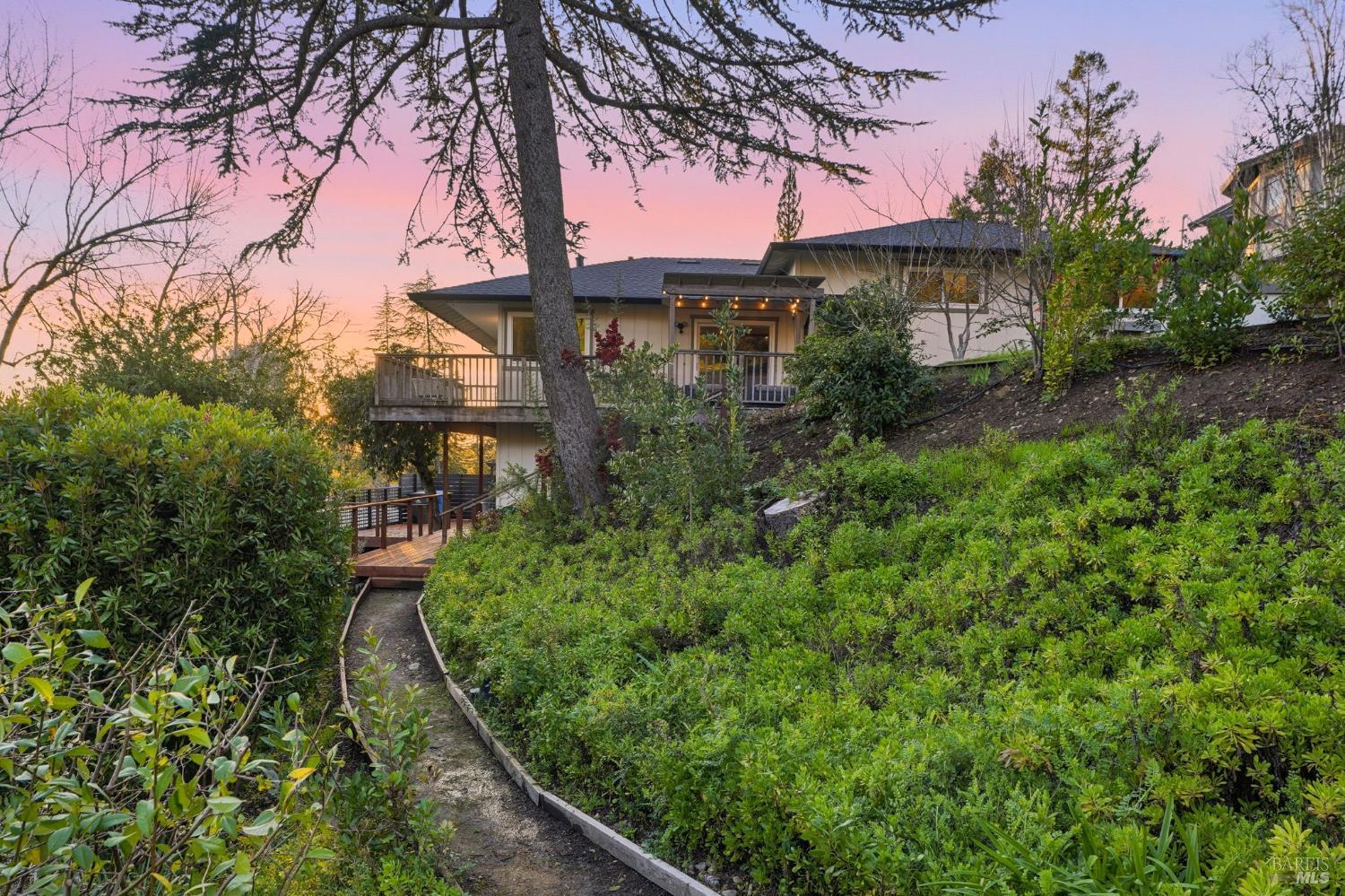 Detail Gallery Image 57 of 68 For 1814 Saint Francis Rd, Santa Rosa,  CA 95409 - 3 Beds | 2 Baths