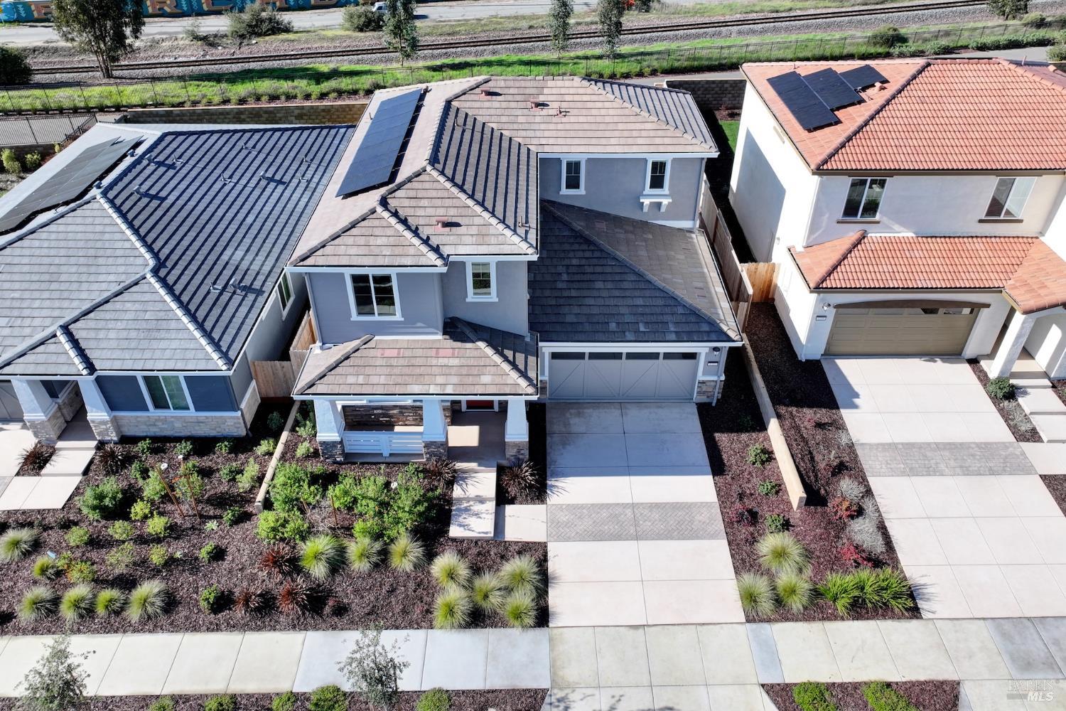 Detail Gallery Image 7 of 89 For 4107 Markovich Ct, San Pablo,  CA 94806 - 4 Beds | 3 Baths