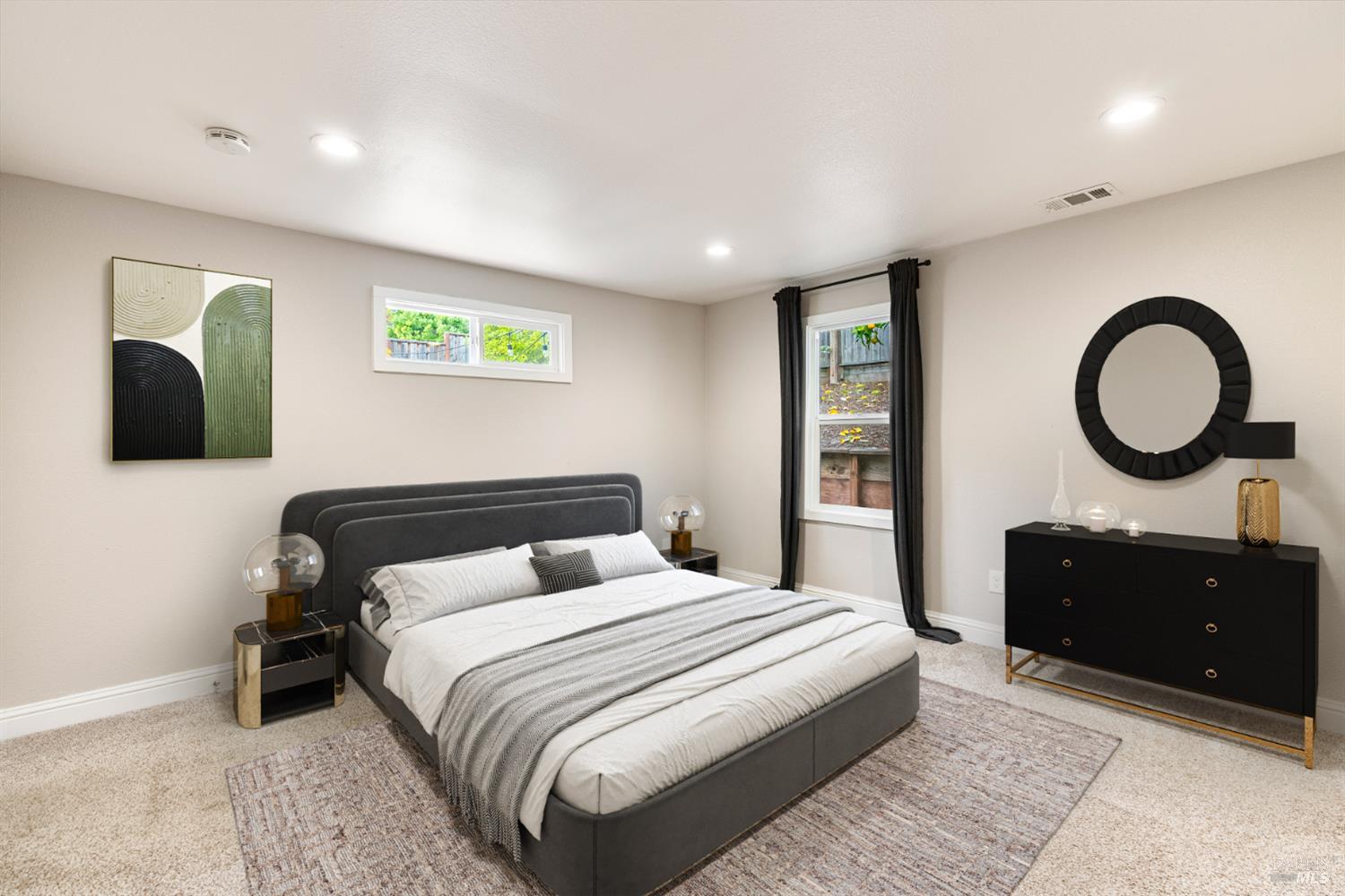 Detail Gallery Image 15 of 22 For 2136 Franklin Ave, Santa Rosa,  CA 95404 - 3 Beds | 2 Baths