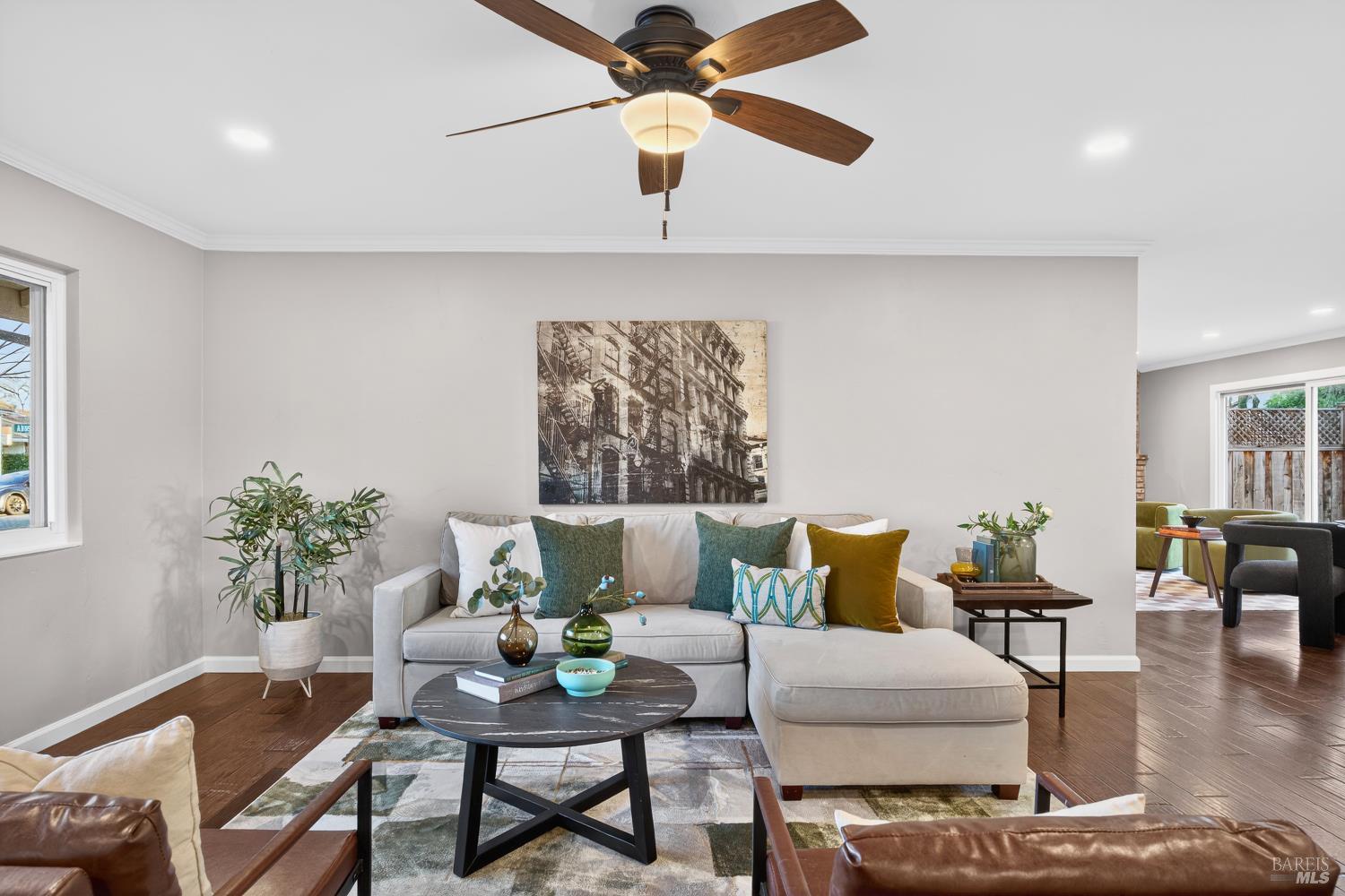 Detail Gallery Image 5 of 66 For 935 Mohr Ln, Concord,  CA 94518 - 3 Beds | 2 Baths