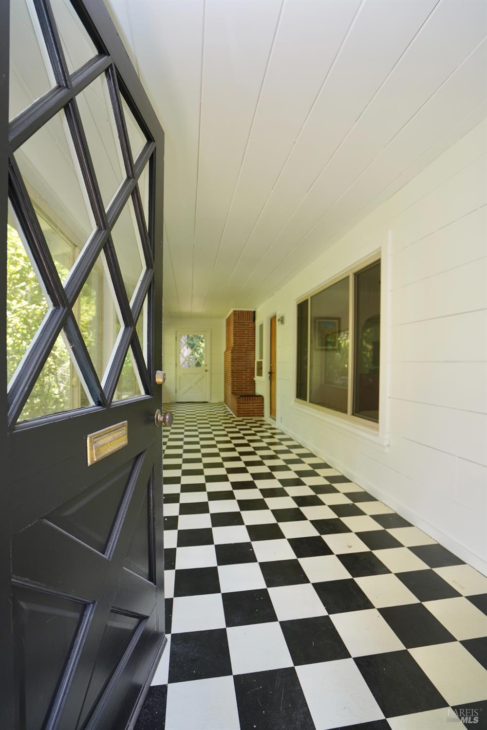 Detail Gallery Image 10 of 72 For 109 Glass Mountain Ln, Saint Helena,  CA 94574 - 3 Beds | 2/1 Baths