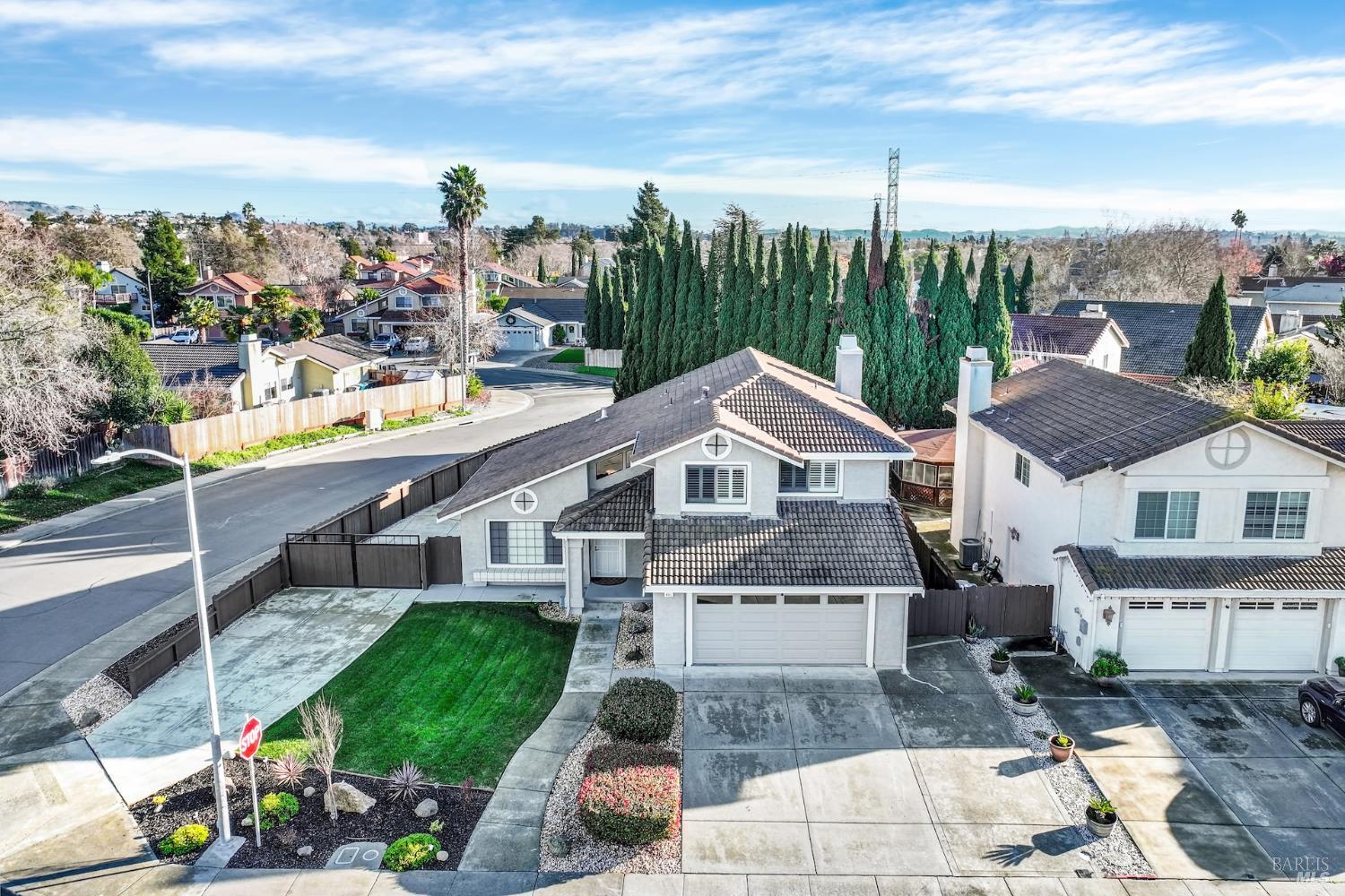 Detail Gallery Image 22 of 83 For 401 Northampton Dr, American Canyon,  CA 94503 - 4 Beds | 3 Baths