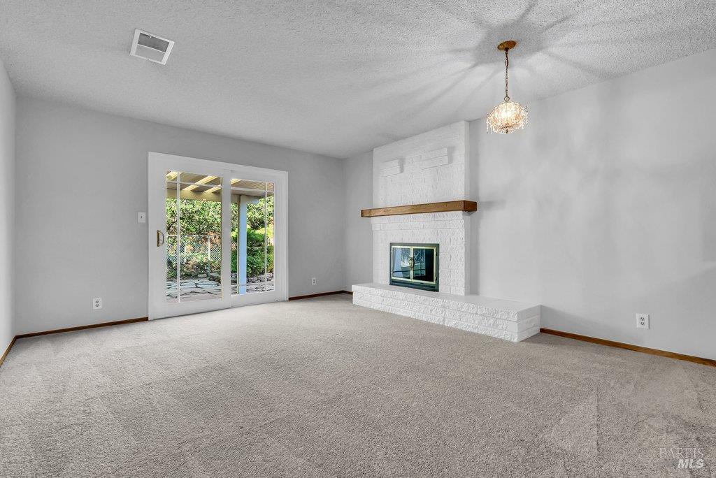 Detail Gallery Image 16 of 54 For 737 Linwood St, Vacaville,  CA 95688 - 3 Beds | 2 Baths