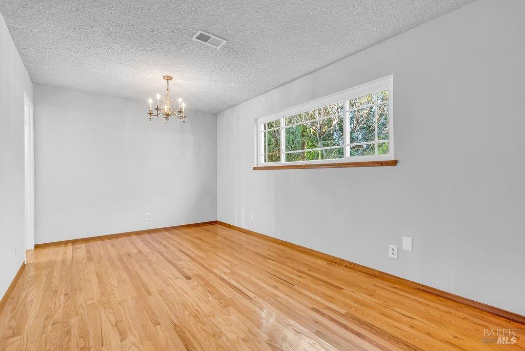 Detail Gallery Image 36 of 54 For 737 Linwood St, Vacaville,  CA 95688 - 3 Beds | 2 Baths