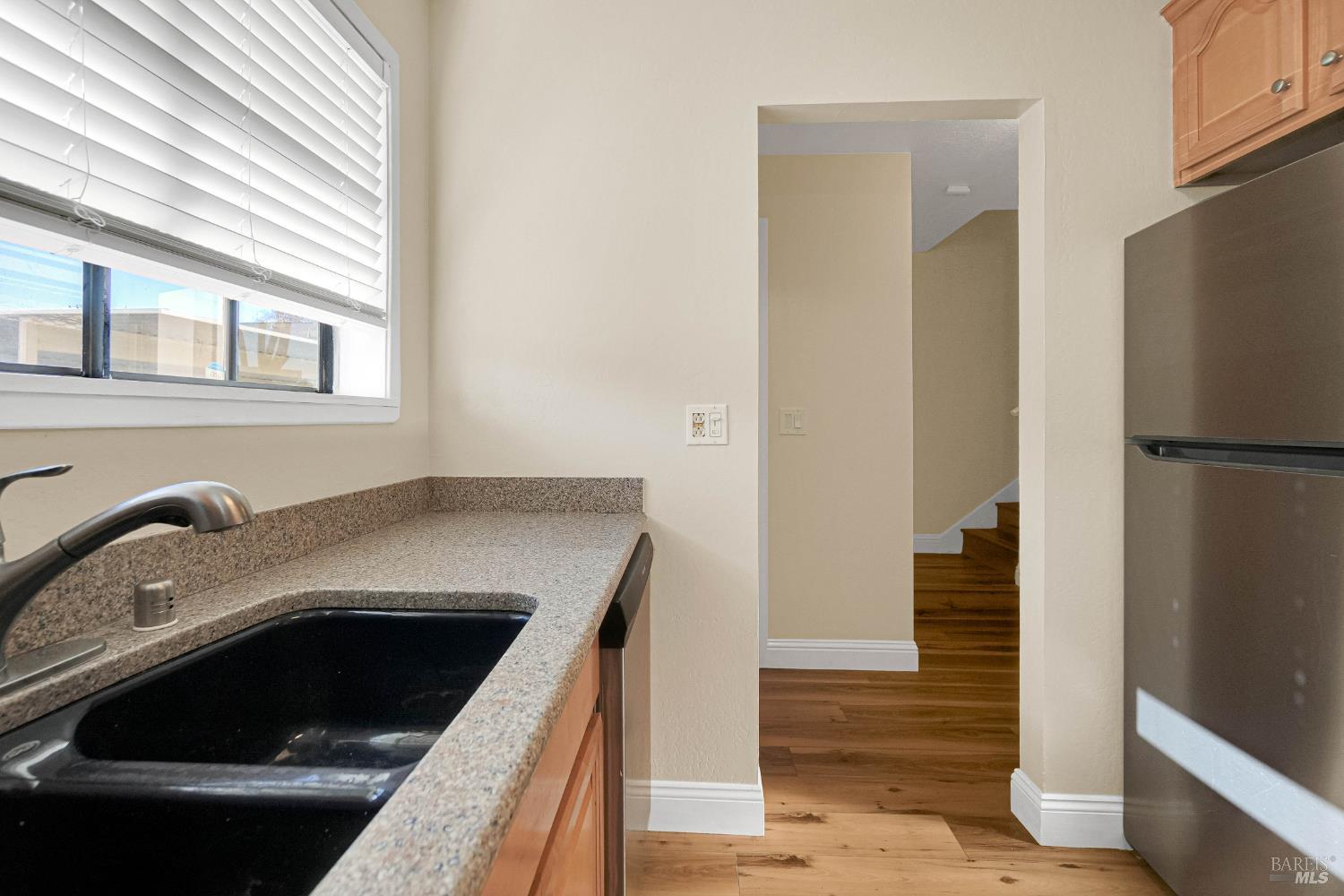 Detail Gallery Image 18 of 50 For 900 Southampton Rd #24,  Benicia,  CA 94510 - 3 Beds | 1/1 Baths
