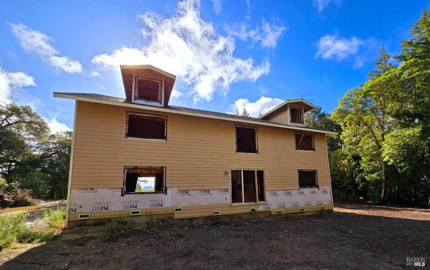 Detail Gallery Image 5 of 34 For 32120 Shimmins Ridge Rd, Willits,  CA 95490 - – Beds | – Baths