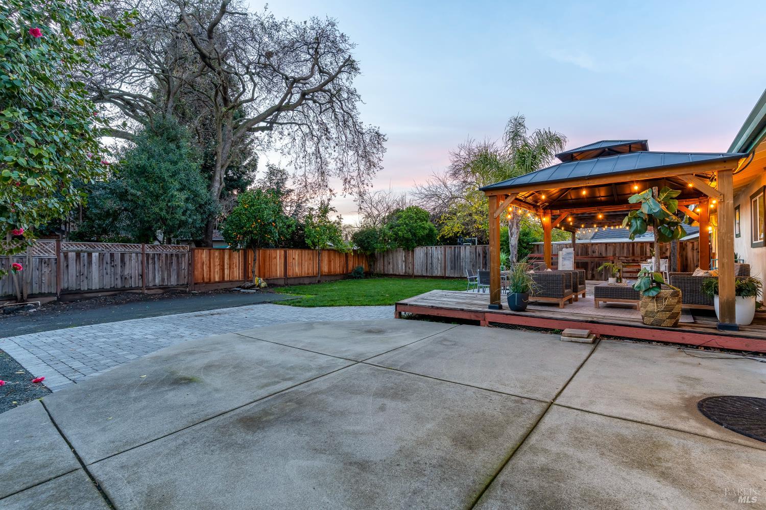 Detail Gallery Image 48 of 66 For 935 Mohr Ln, Concord,  CA 94518 - 3 Beds | 2 Baths