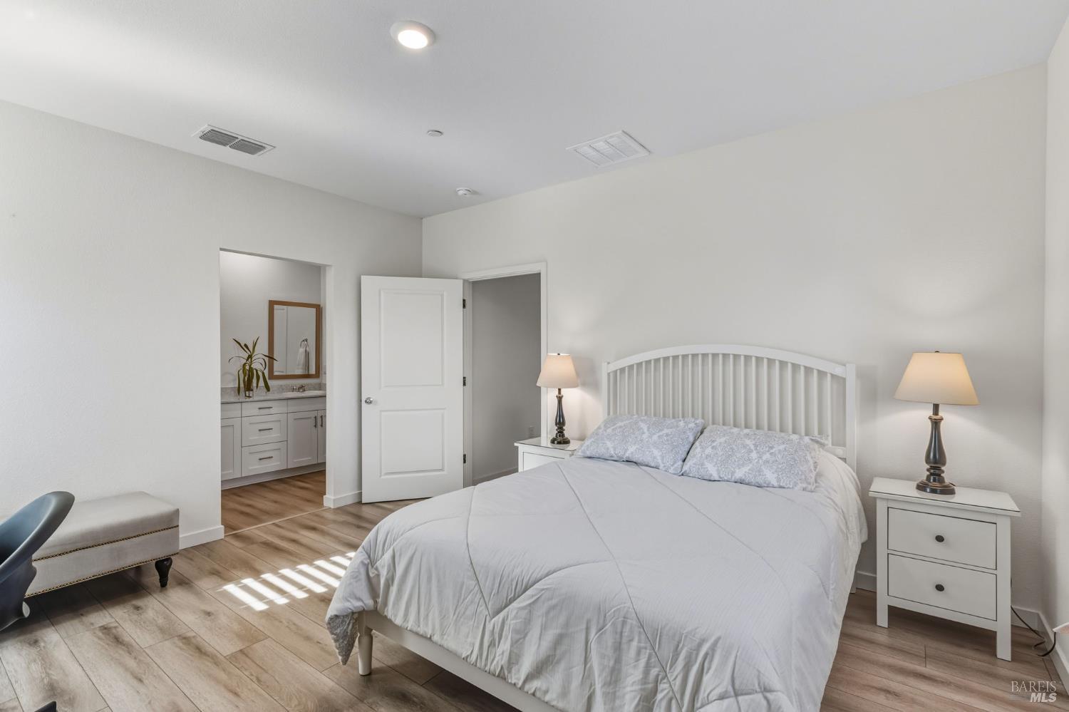 Detail Gallery Image 30 of 52 For 525 Fruit Tree Rd, Dixon,  CA 95620 - 3 Beds | 2 Baths