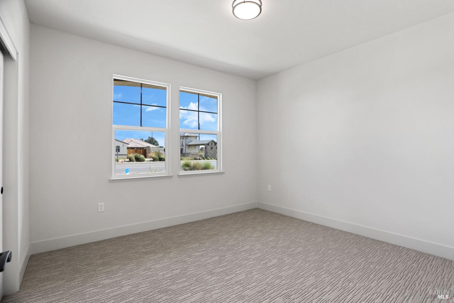 Detail Gallery Image 19 of 37 For 713 Billhook Dr, Vacaville,  CA 95687 - 4 Beds | 2/1 Baths