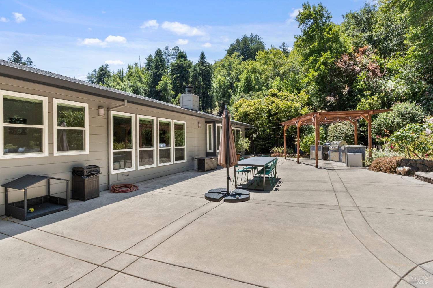 Detail Gallery Image 28 of 37 For 71 Convent Ct, San Rafael,  CA 94901 - 3 Beds | 2 Baths