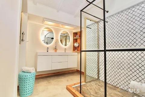 Detail Gallery Image 23 of 53 For 3835 Oak Glen Dr, Santa Rosa,  CA 95404 - 3 Beds | 2/1 Baths